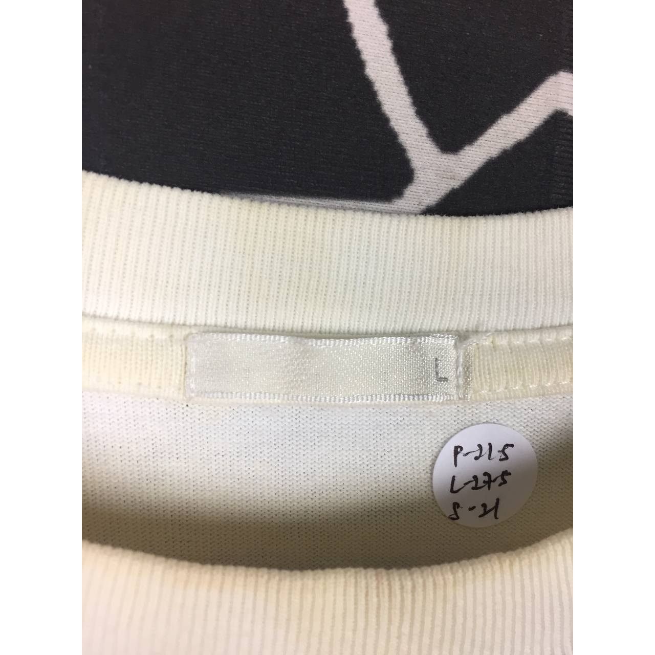 GU × Japanese Brand GU NYC Subway 23 Street Station Graphic Long Sleeve Tee Size US L / EU 52-54 / 3 - 18 Thumbnail