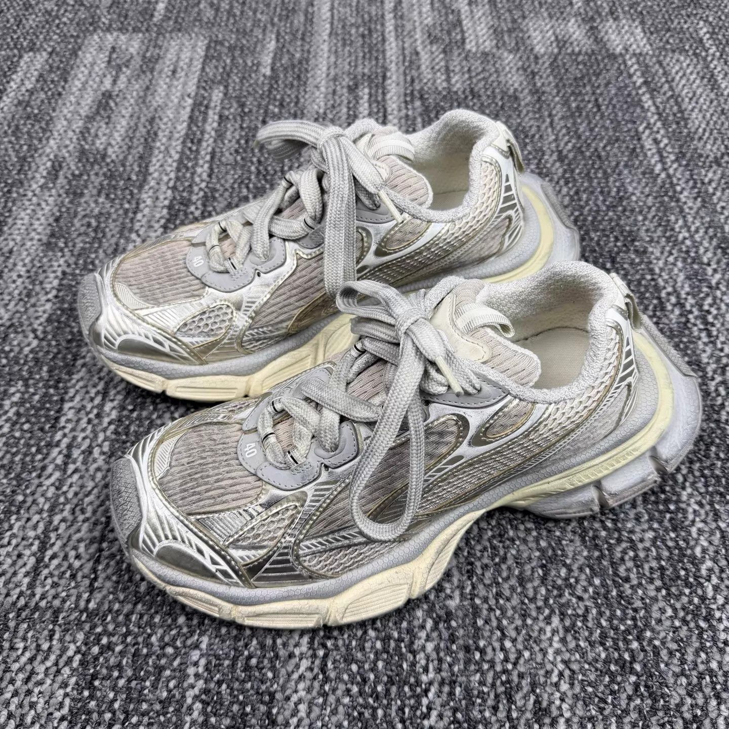 Balenciaga Balenciaga 3XL Distressed Dad Shoe Light Beige 40 Size US 7 / EU 40 - 1 Thumbnail