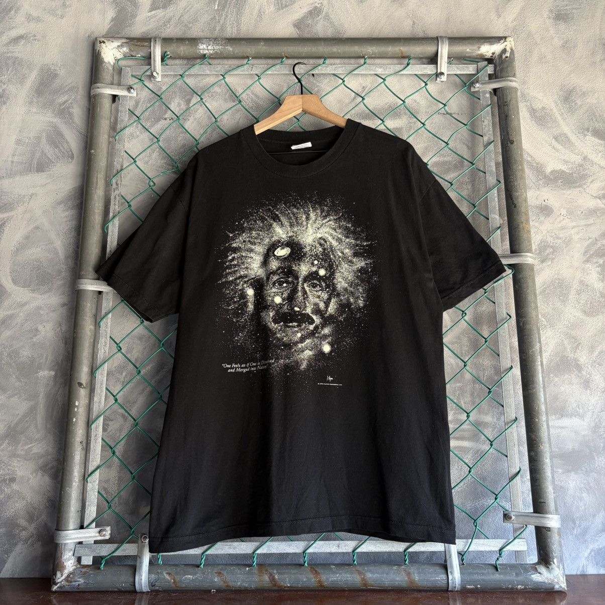 Other Vintage Albert Einstein Cotton Expressions MenXL BlackTShirt Size US XL / EU 56 / 4 - 1 Thumbnail