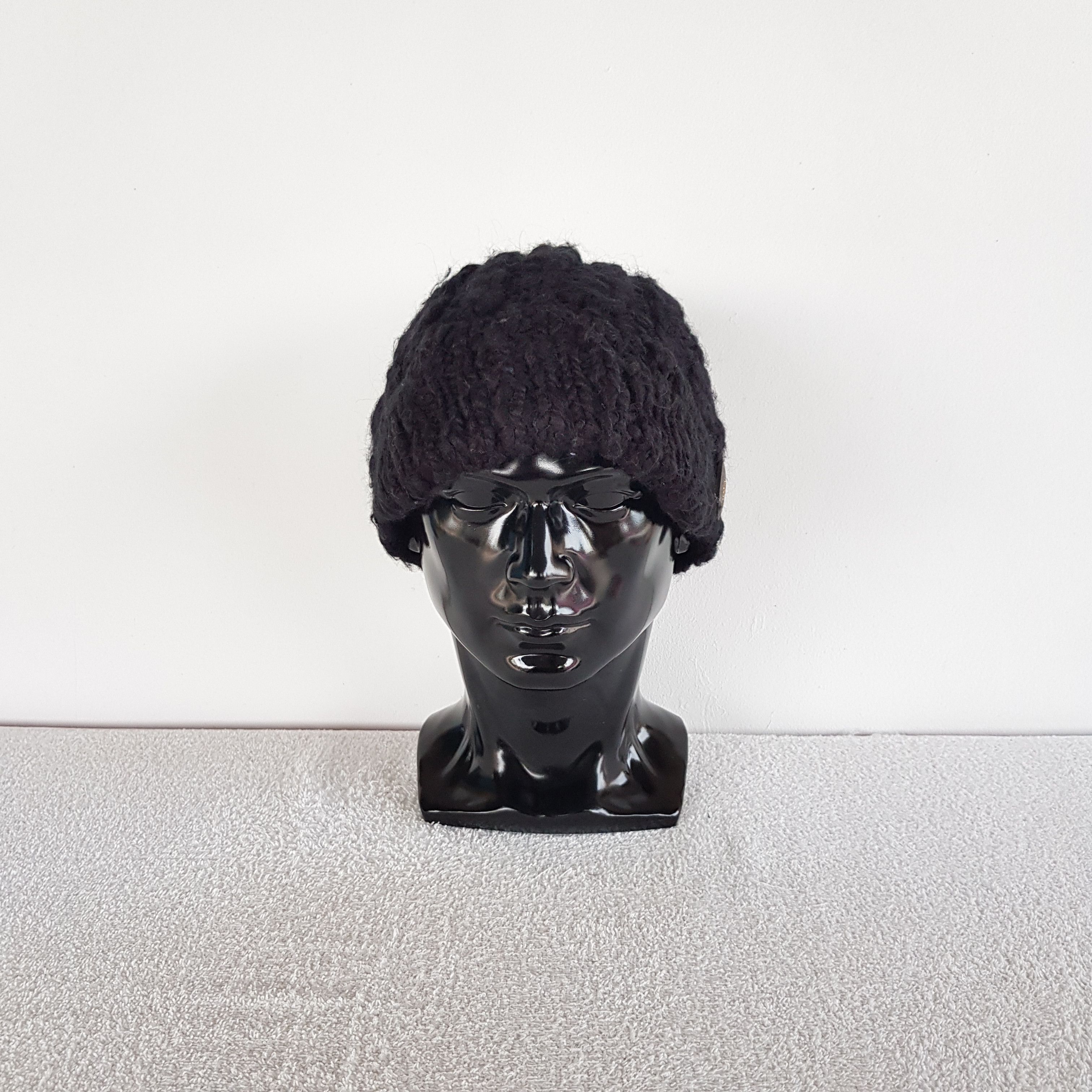 Homespun Knitwear Vintage Unknown Japanese Crochet Beanie Y2K Snow Caps Hats Size ONE SIZE - 2 Thumbnail
