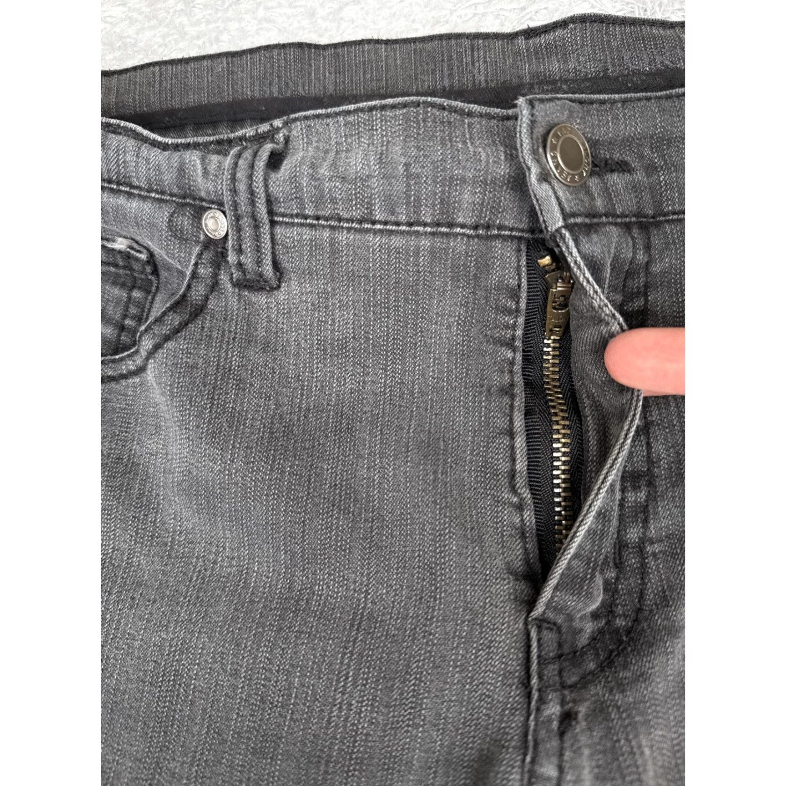 Faded Glory Faded Glory Jeans Womens 14 High Rise Straight Stretch Charcoal Wash 34x31 Size 36" / US 14 / IT 50 - 5 Thumbnail