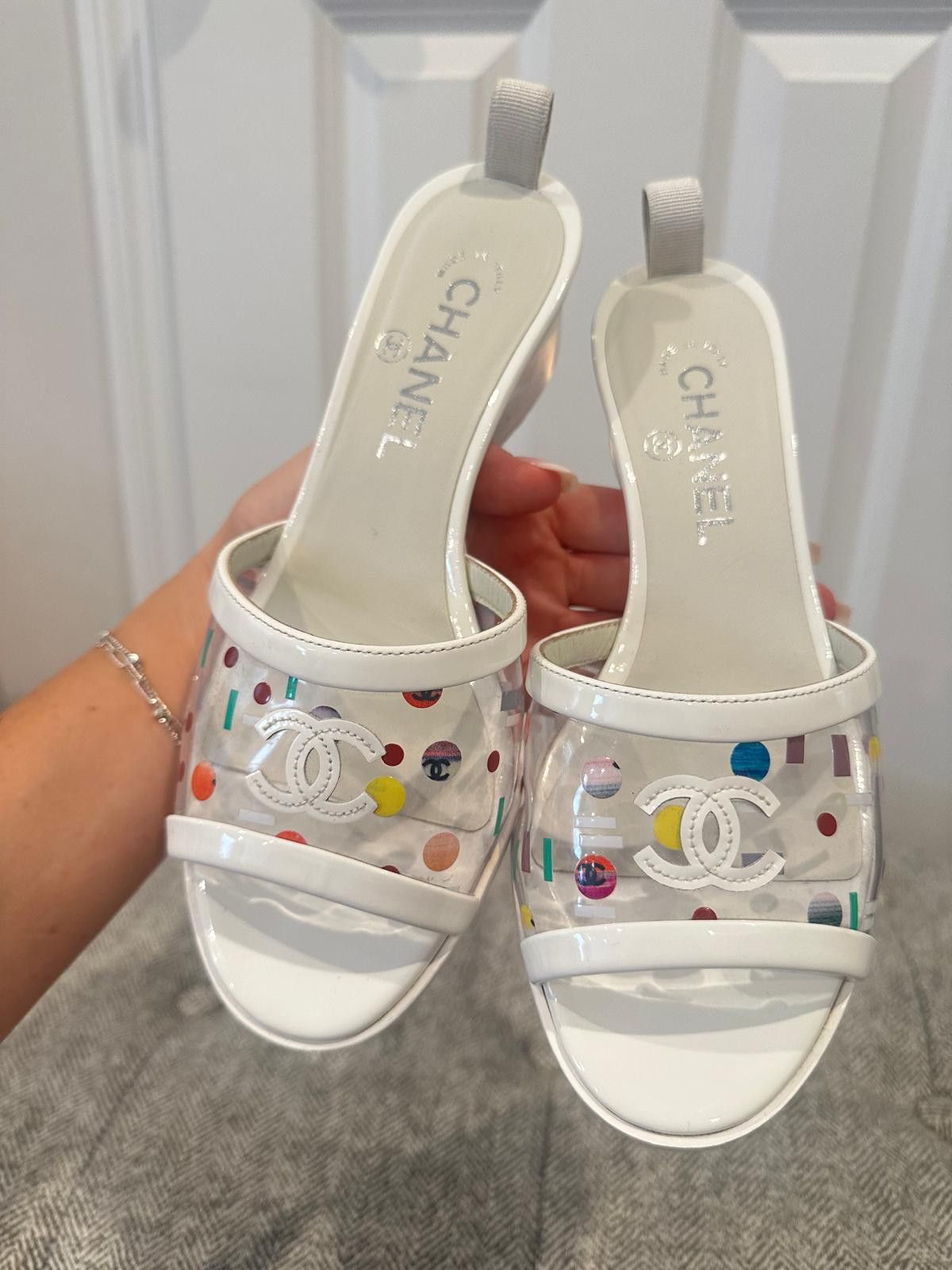 Chanel CCKris Patent Transparent PVC C Logo Mule Slide Sandal Heel Size US 7 / IT 37 - 7 Thumbnail