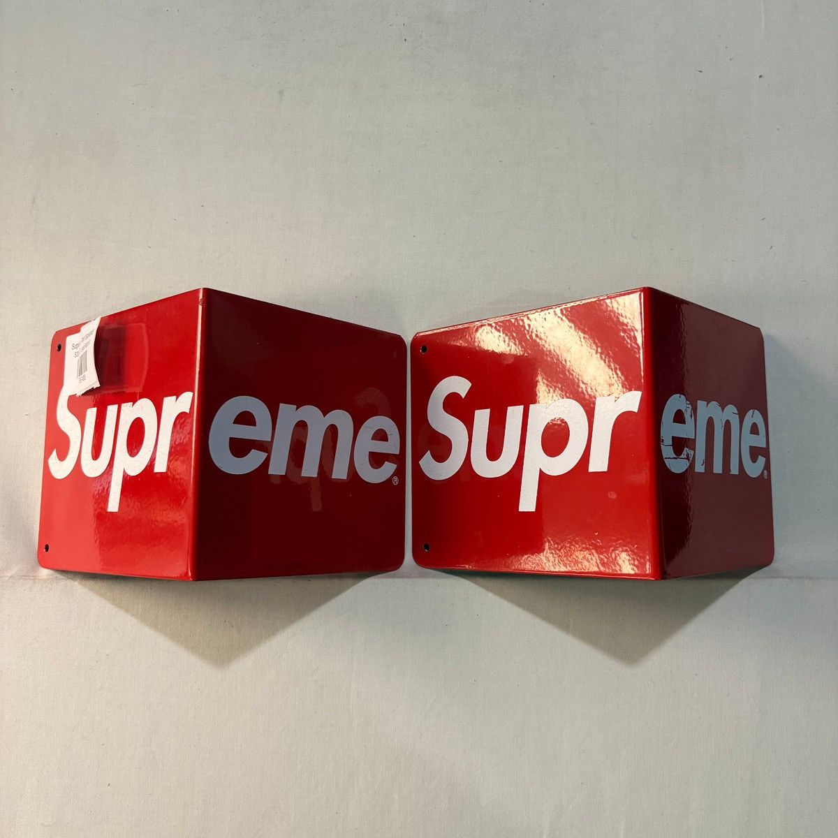 Supreme Fw17 Bookends in Red, Men's