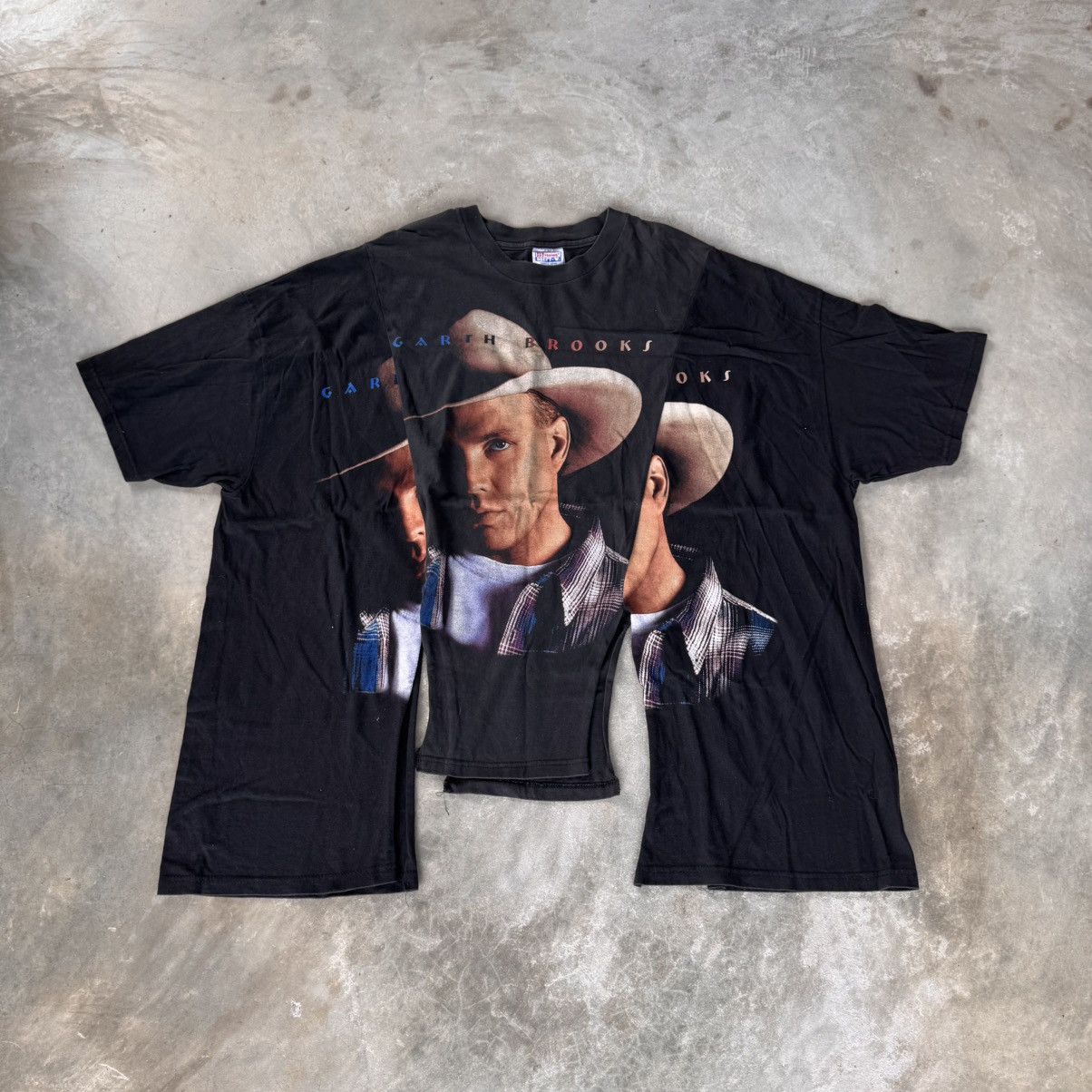 3 Garth Brooks Custom t-shirt 🧟‍♂️