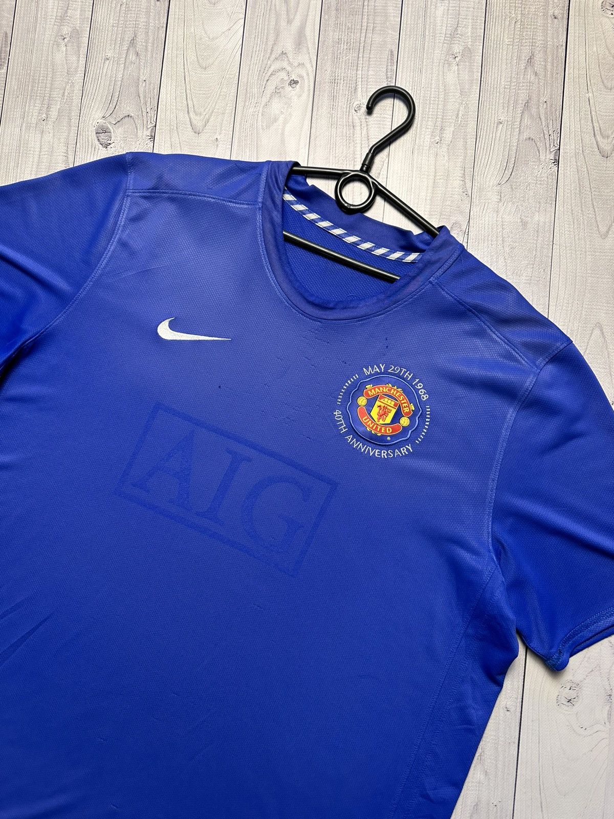 Vintage Vintage Nike Manchester United soccer jersey blue size XXL Size US XXL / EU 58 / 5 - 2 Thumbnail
