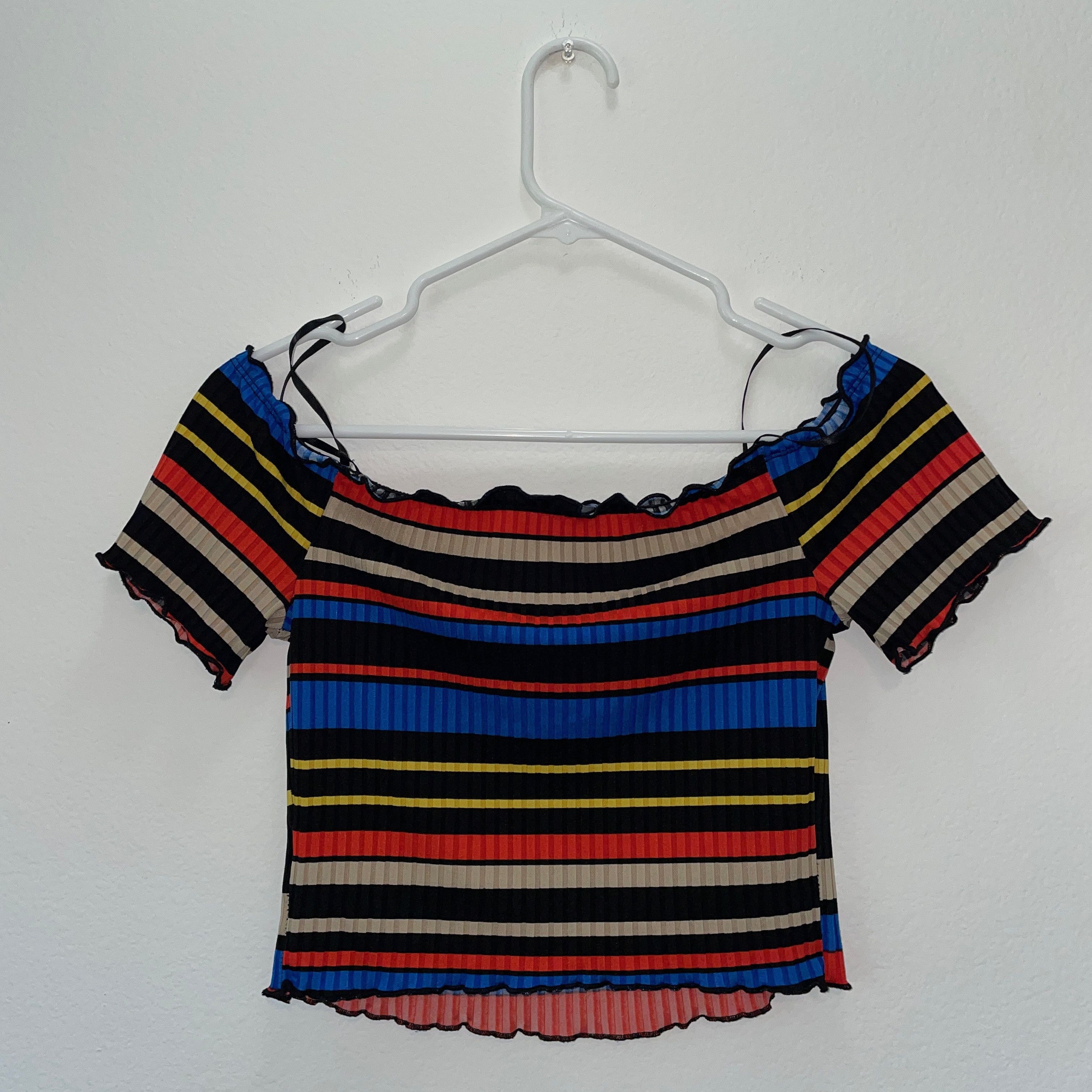 Forever 21 Forever 21 Striped Cropped Over the Shoulder Top Size M / US 6-8 / IT 42-44 - 3 Thumbnail