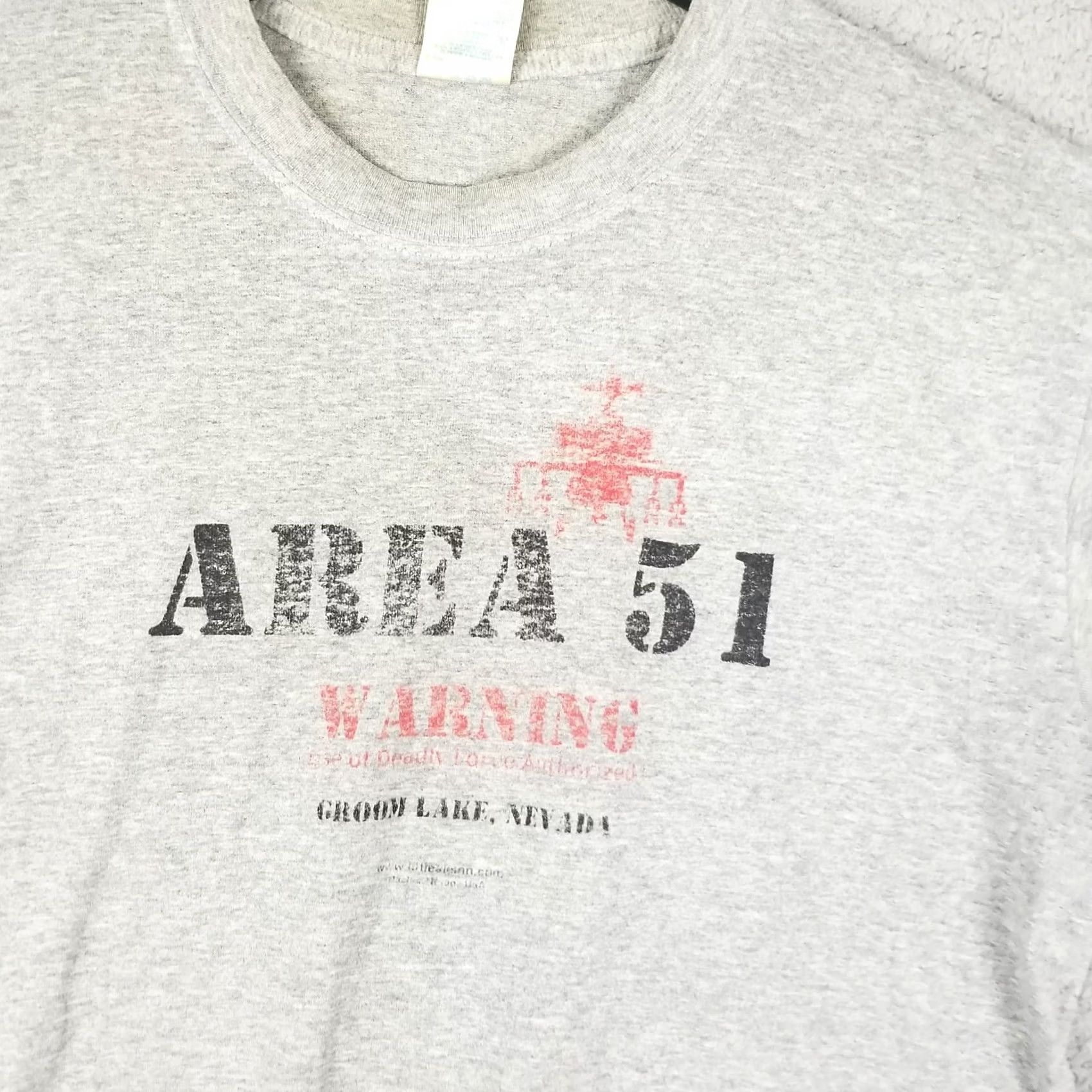 Vintage AREA 51 Shirt Men M Faded Y2K Groom Lake Nevada Alien UFO Grunge Vintage Size US M / EU 48-50 / 2 - 3 Thumbnail
