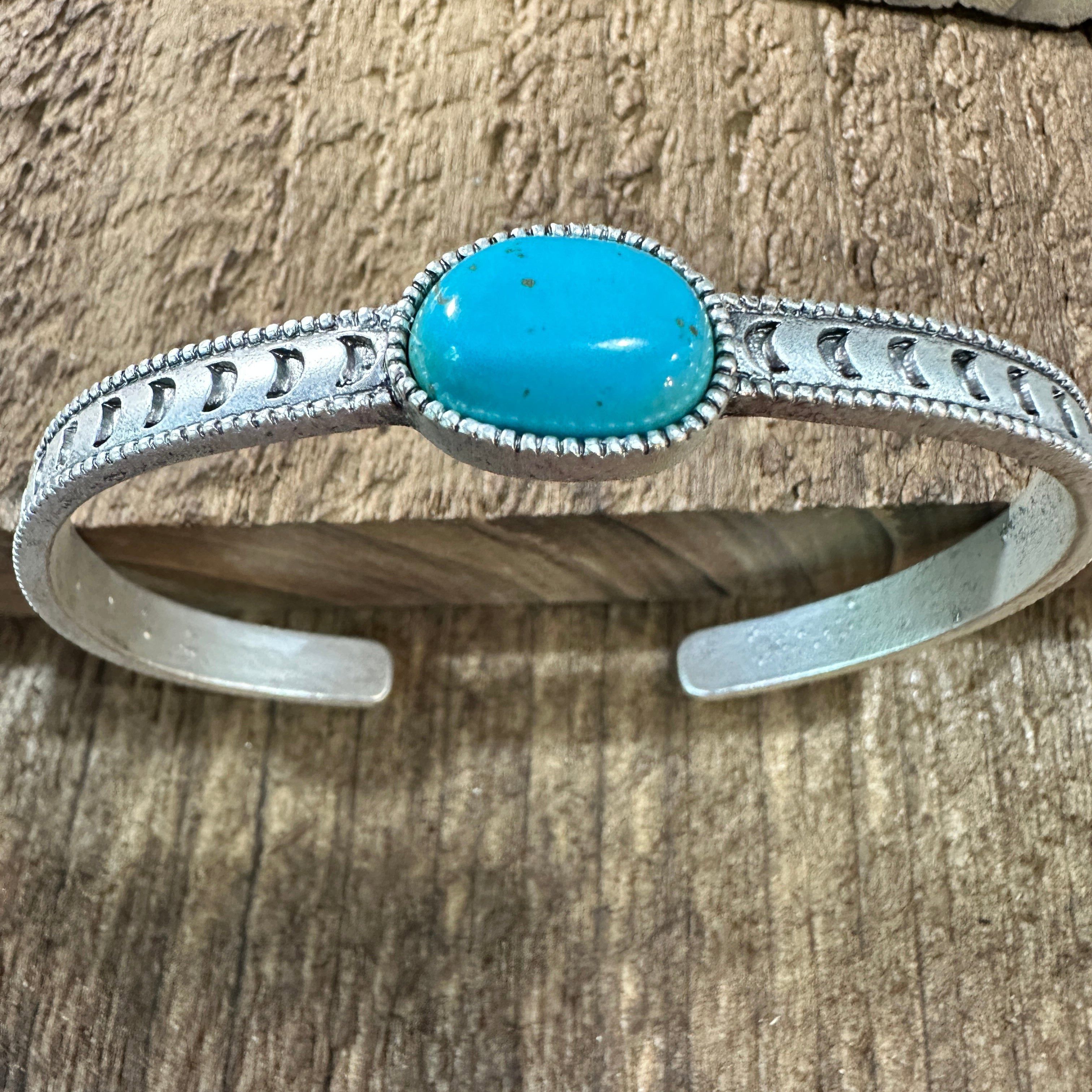 Other Turquoise Cuff Bracelet in Antique Silver, Native American C Size ONE SIZE - 6 Thumbnail