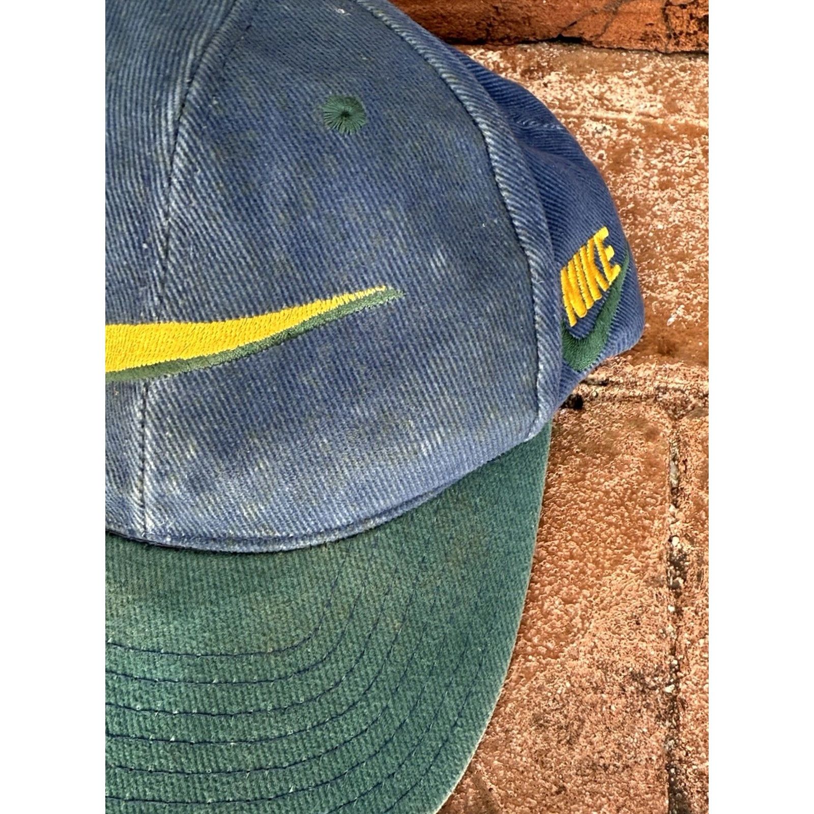 Nike VINTAGE Nike Center Swoosh Denim Snapback Hat Cap Embroidered Men Snapback, 90s, Blue, Cotton, Adjustable, Lightweight, Breathable Size ONE SIZE - 3 Thumbnail