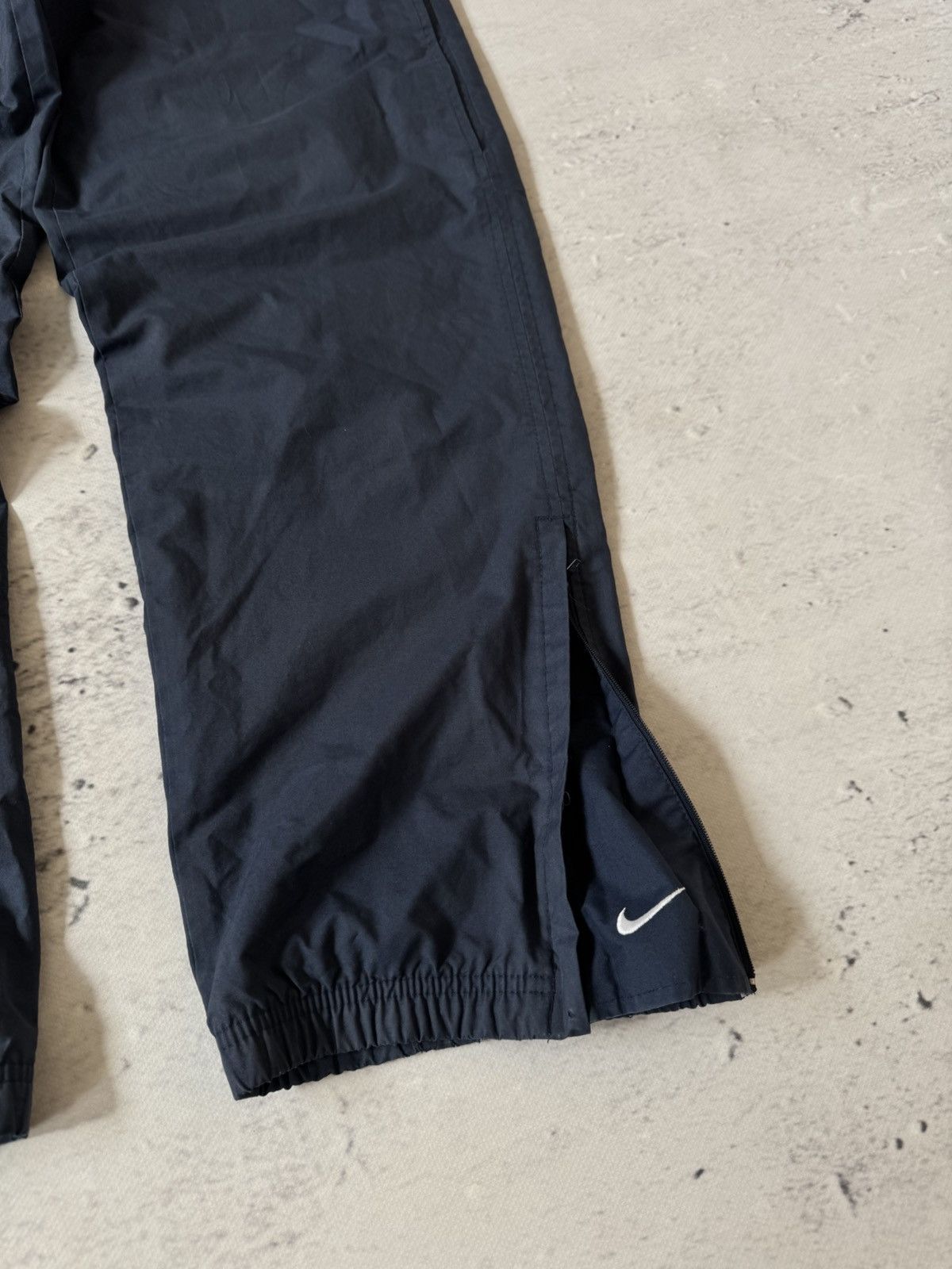 Nike × Vintage NIKE NYLON VINTAGE Y2K OVERSIZE BAGGY FIT PANTS SWEATPANTS Size US 32 / EU 48 - 3 Thumbnail