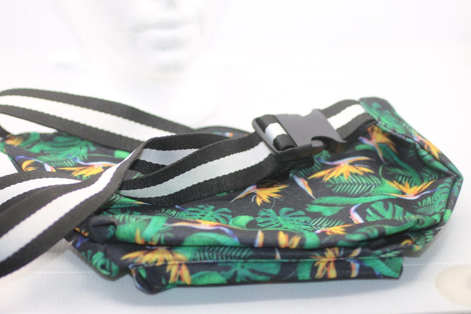 Other Sun Squad Palm Leaf Festival Rocawear Hip Bag Sac Banane Size ONE SIZE - 8 Thumbnail