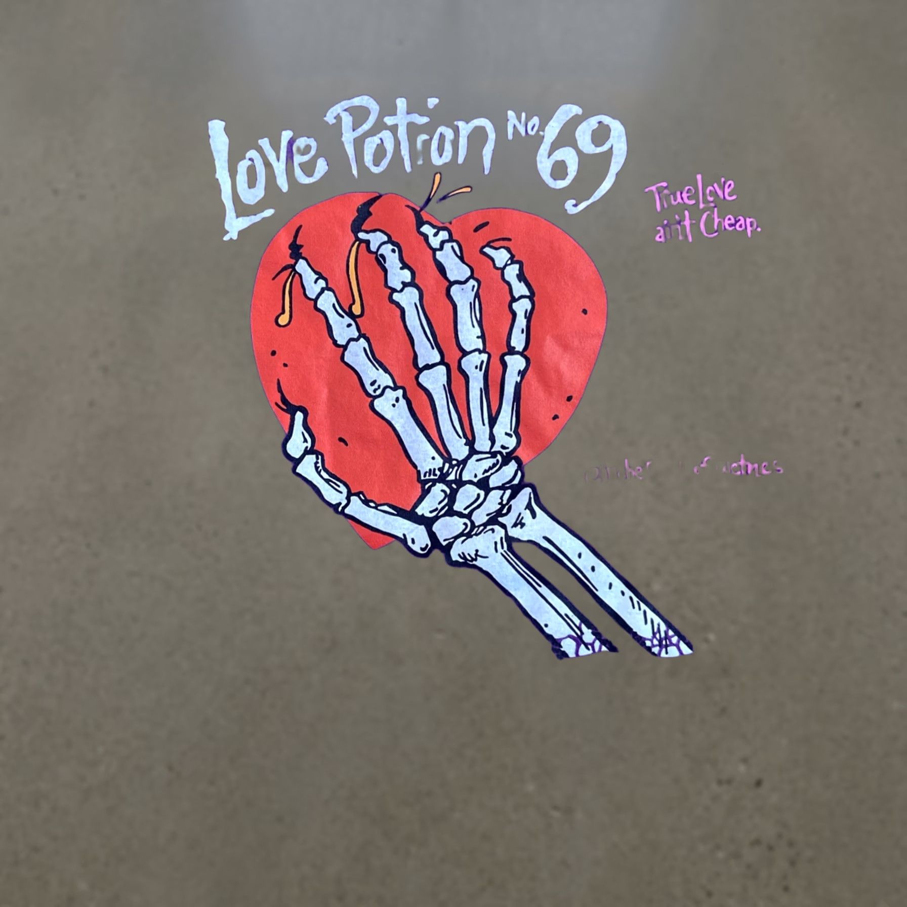 Vintage VINTAGE 90s LOVE POTION NO. 69 T-Shirt Purple XL Skeleteen Oneita Crew Neck Short Sleeve Men's7 Size US L / EU 52-54 / 3 - 1 Thumbnail