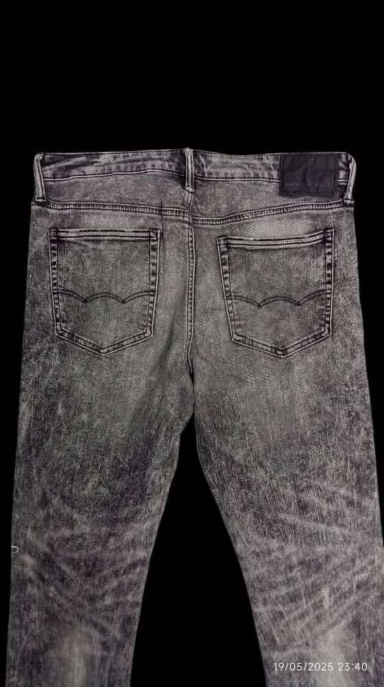 American Eagle Outfitters American Eagle Stretchable Distressed Denim Size US 33 - 3 Thumbnail