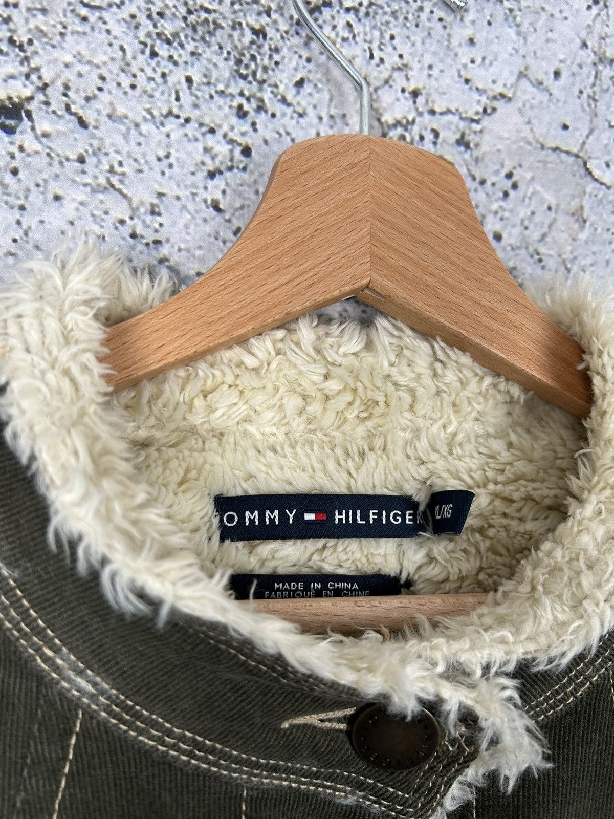 Tommy Hilfiger Tommy Hilfiger Sherpa Winter Jacket Vintage Streetwear Size US XL / EU 56 / 4 - 5 Thumbnail