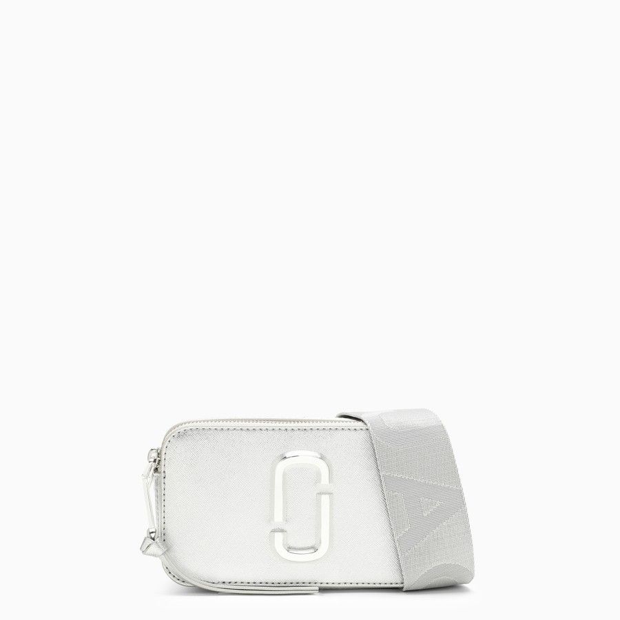 Marc Jacobs o1d2blof0824 Size: OS / Snapshot Shoulder Bag in Silver Size ONE SIZE - 1 Thumbnail
