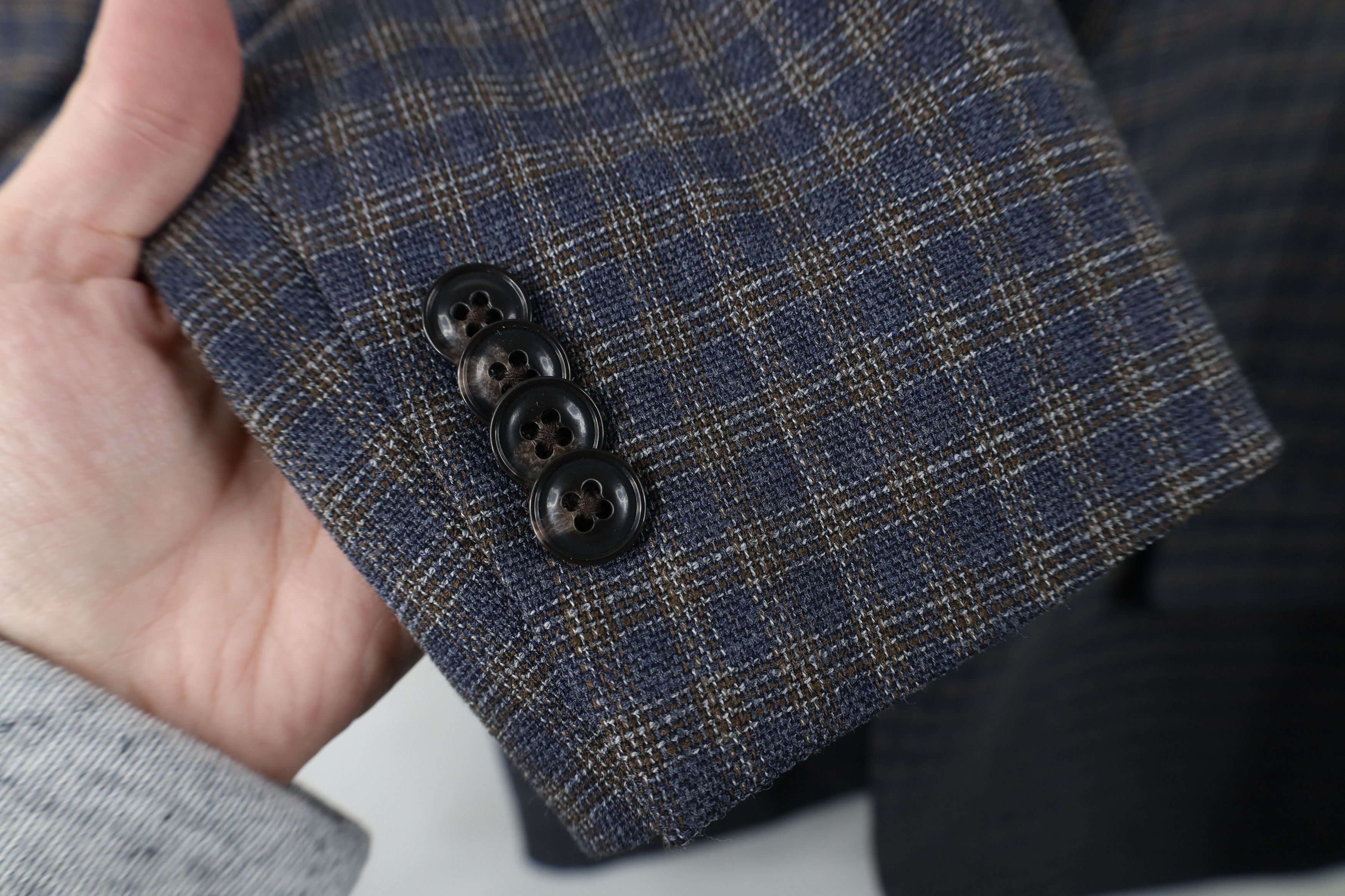 Tommy Hilfiger Tommy Hilfiger 2 Button Suit Coat Blazer Jacket Blue Plaid Size US XXL / EU 58 / 5 - 7 Thumbnail