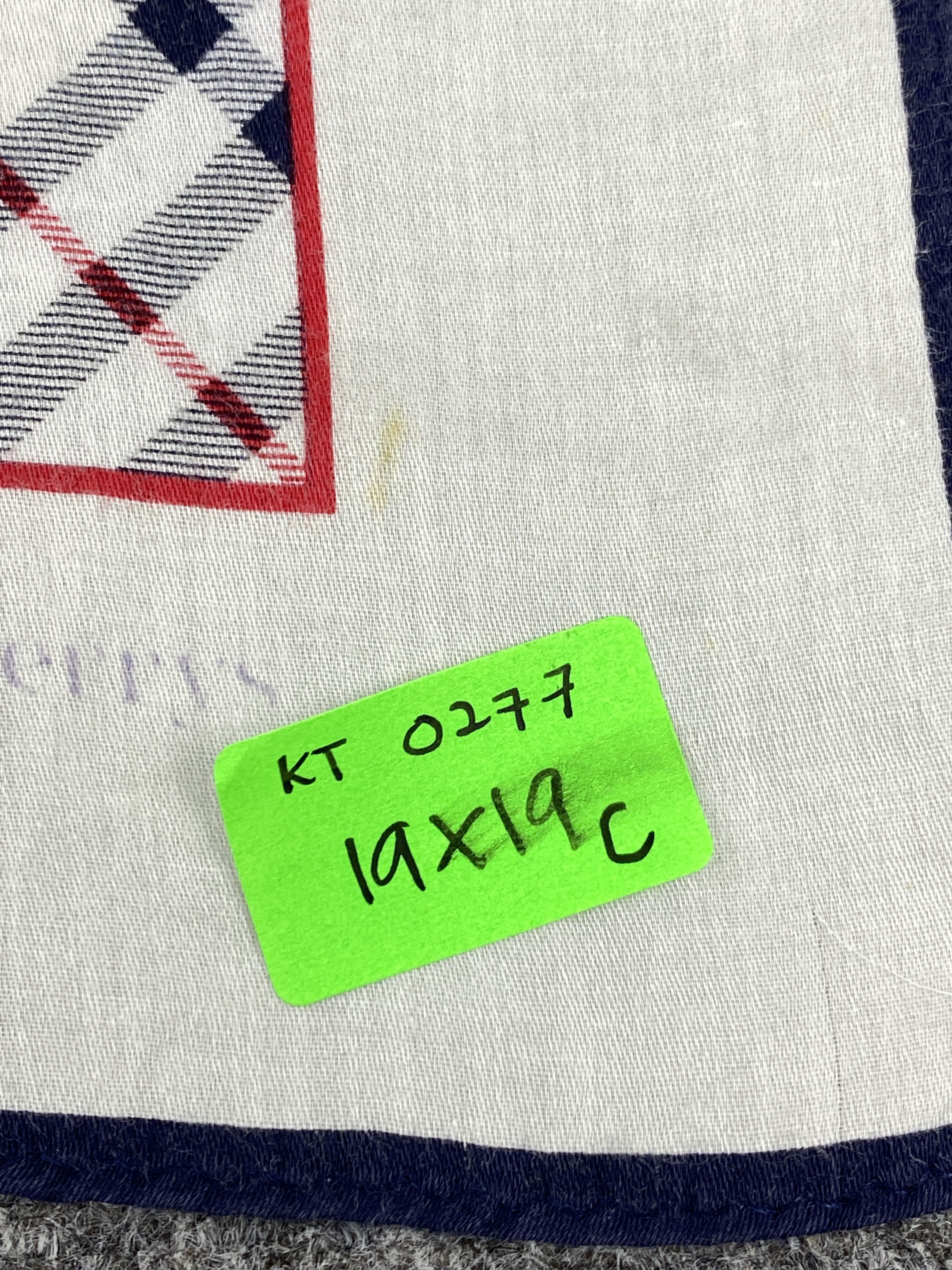 Burberry Vintage Burberry Handkerchief / Neckerchief KT0277 Size ONE SIZE - 12 Thumbnail