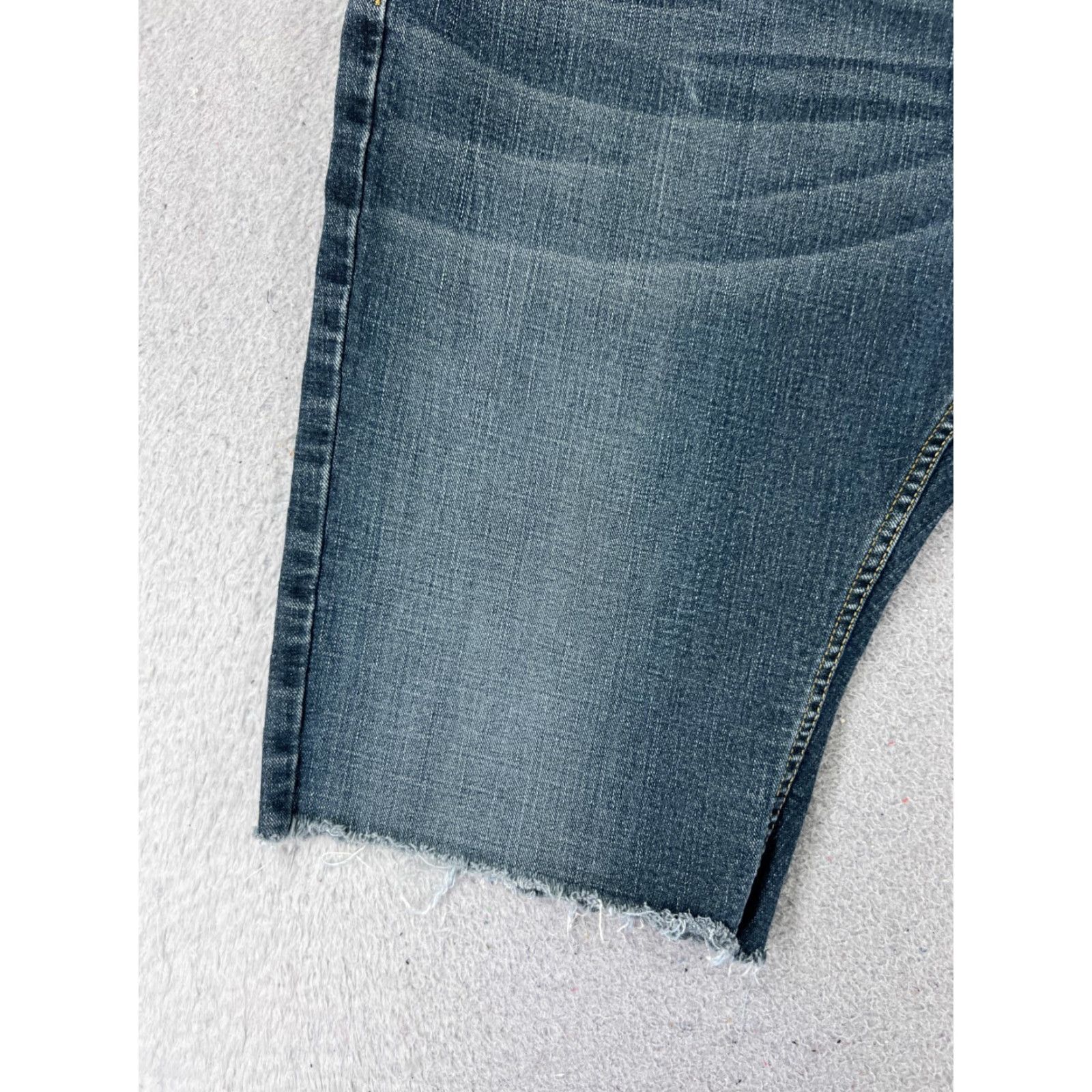 Levi's Levis Shorts Mens 38 Blue Cutoff Denim Jean S61 Relaxed Fit Cotton Blend 36x13 Size US 38 / EU 54 - 3 Thumbnail