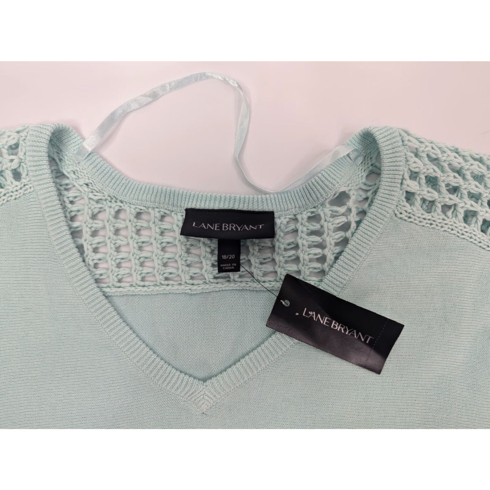 Vintage VINTAGE Lane Bryant Mint Green Sweater Open Weave Crochet Lattice Sleeves V-Neck 18/20 Size XXL / US 16-18 / IT 52-54 - 6 Thumbnail