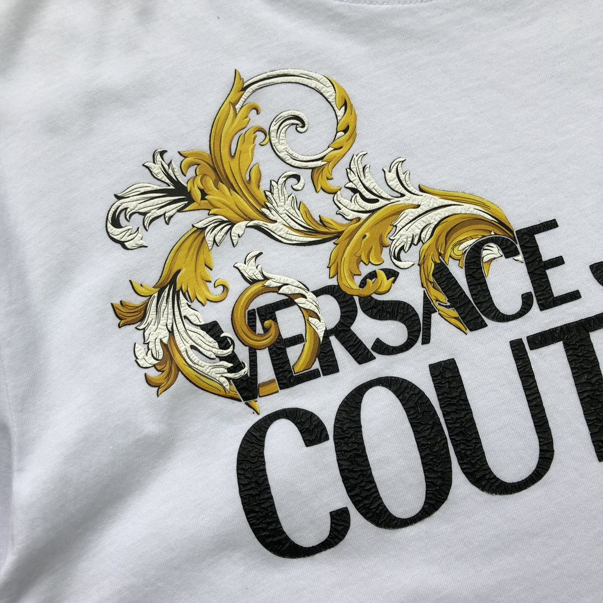 Versace Jeans Couture Versace Jeans Couture Barocco Printed T-Shirt White Size US M / EU 48-50 / 2 - 5 Thumbnail