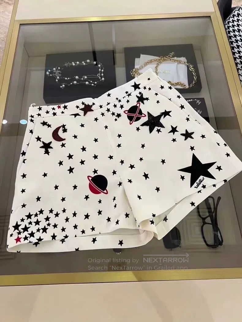 Valentino Valentino Star shorts Size 28" / US 6 / IT 42 - 2 Thumbnail