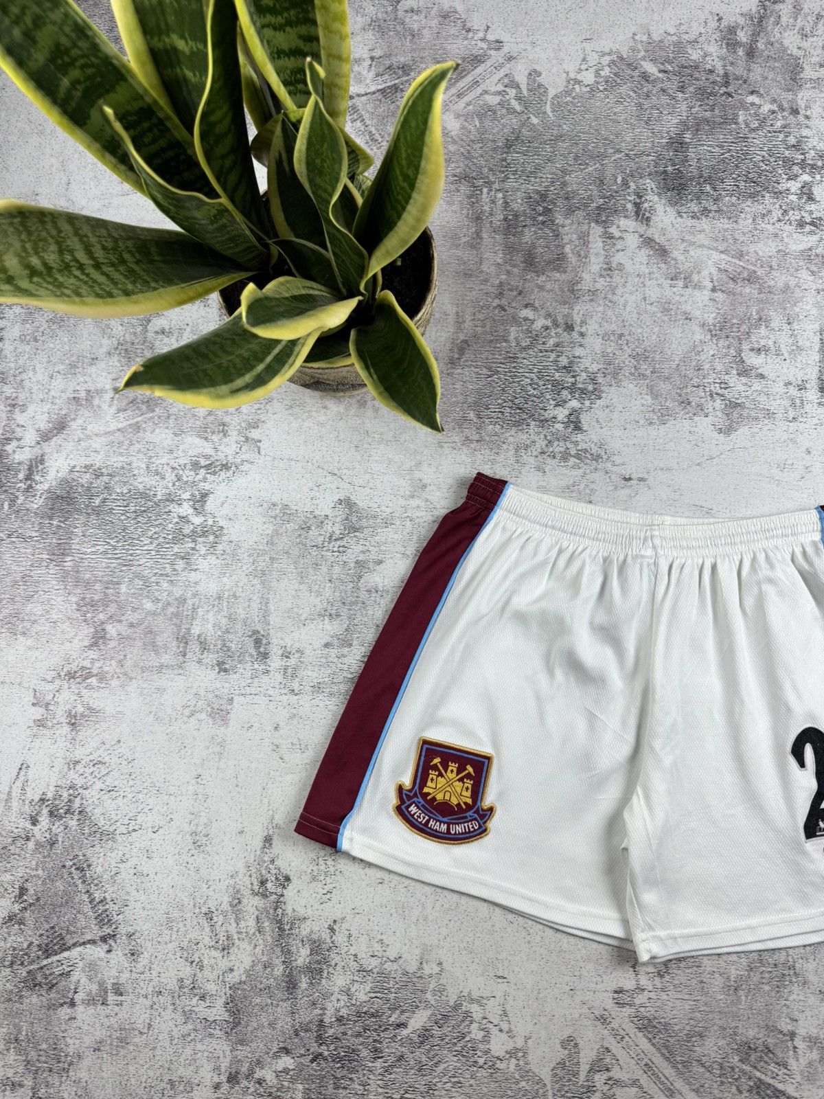 Fila Fila West Ham Match Worn Player Issued 1999/2001 #26 Football Soccer Shorts Size US 30 / EU 46 - 2 Thumbnail