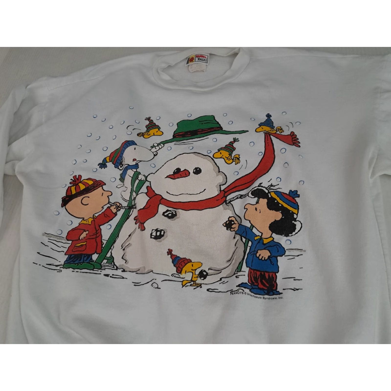 Peanuts VINTAGE Novel Teez Sweatshirt White Crew Neck Long Sleeve Snow Graphic Print Unisex Adults XL Pullover Canvas Cotton Reg/Regular Size US XL / EU 56 / 4 - 6 Thumbnail