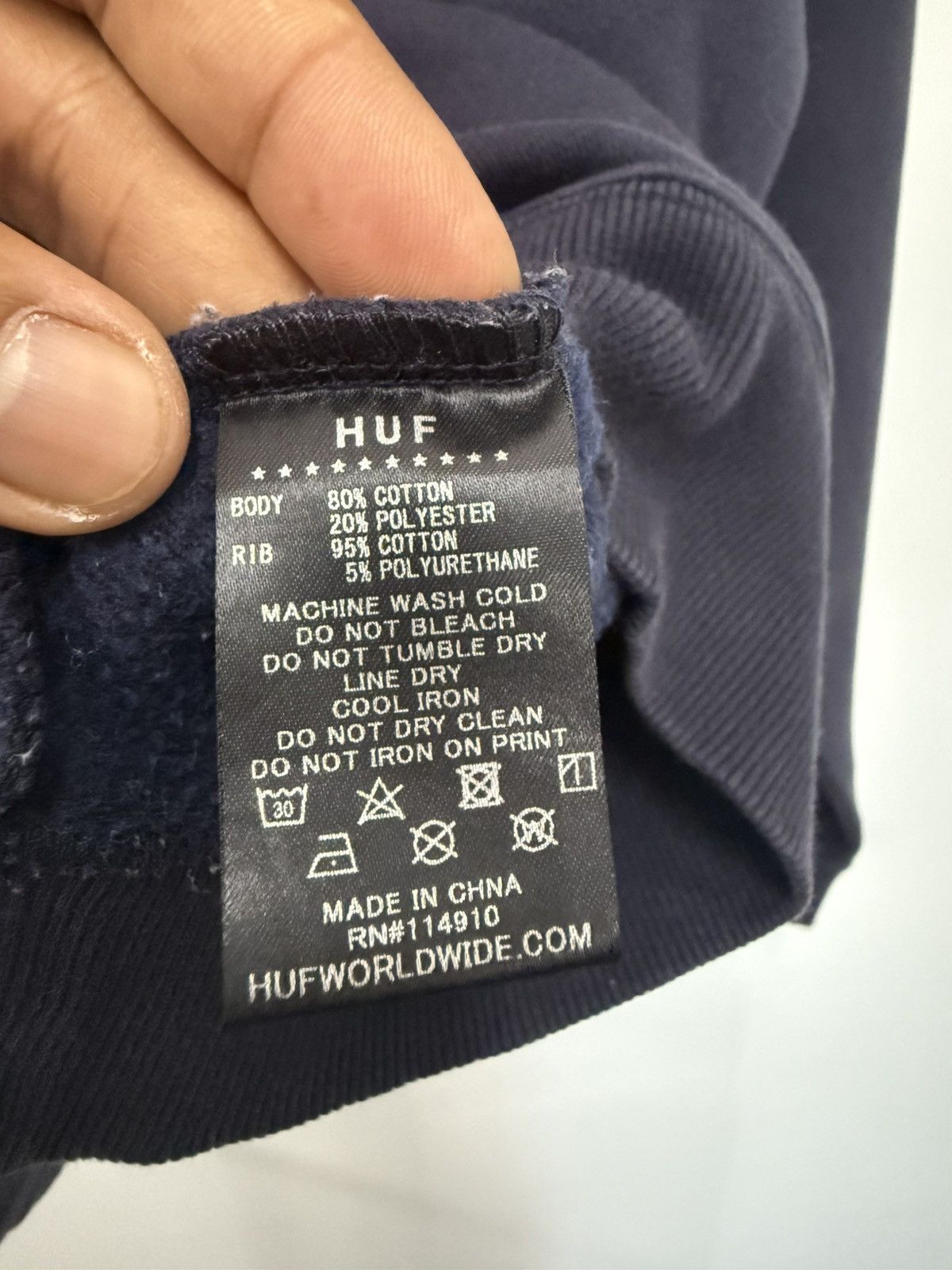 Huf 🔥 HUF JAPAN SKATEBOARDS STREETWEAR ROUNDNECK SWEATSHIRT - L Size US L / EU 52-54 / 3 - 9 Thumbnail