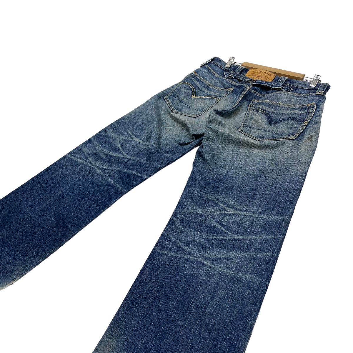 Le Grande Bleu (L.G.B.) 🫴🏻Vintage Levis Denim Jeans Size US 32 / EU 48 - 7 Thumbnail