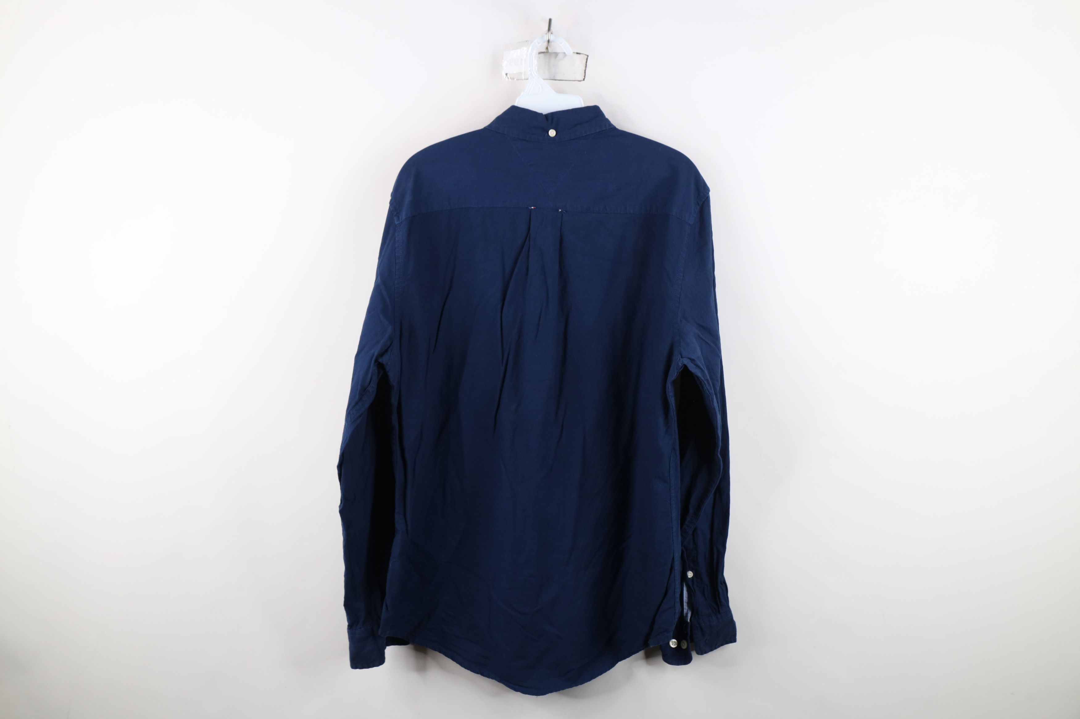 Tommy Hilfiger Vintage Tommy Hilfiger University of Michigan Button Shirt Size US M / EU 48-50 / 2 - 12 Thumbnail
