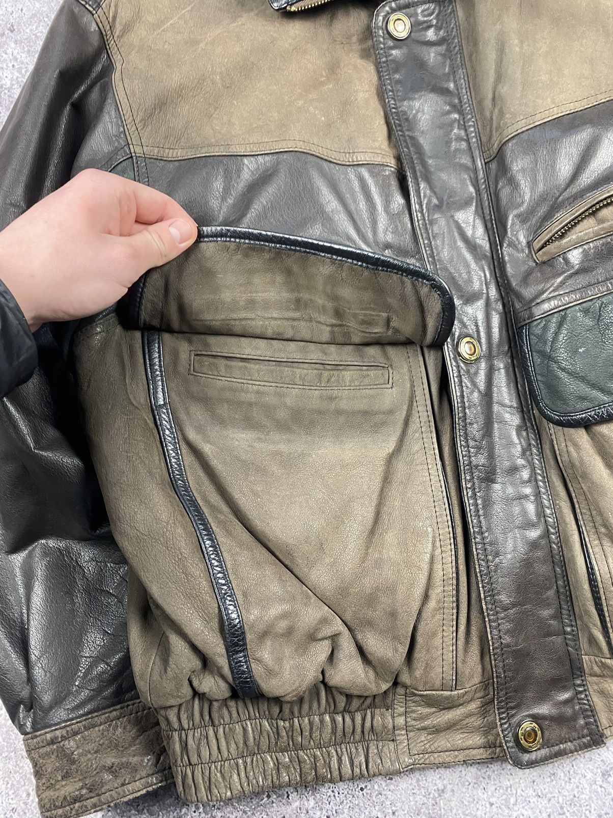 Genuine Leather Vintage Bomber Leather Jacket RIRI zip Avirex Schott 70-80s Size US M / EU 48-50 / 2 - 5 Thumbnail