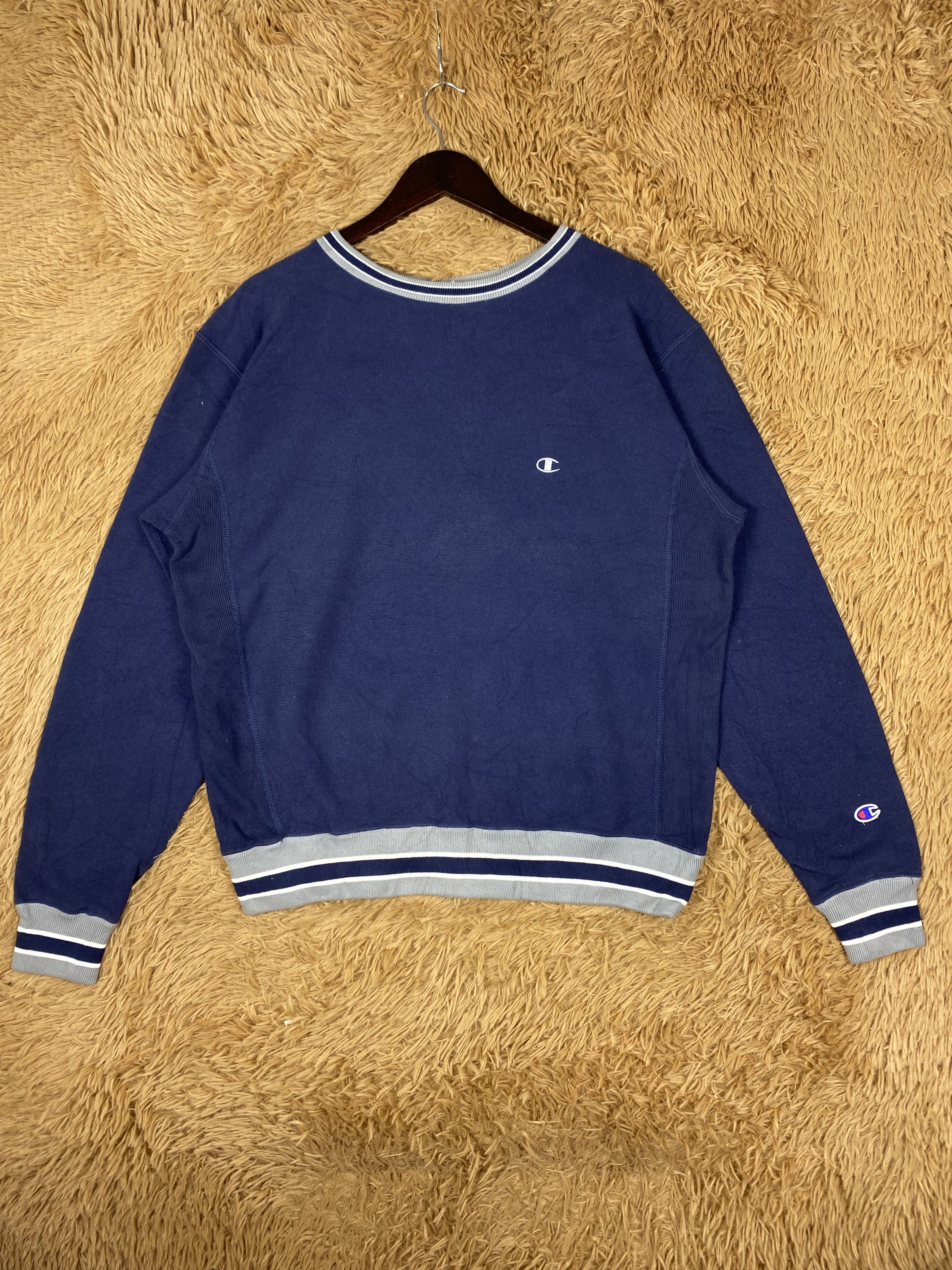 Champion Vintage Champion Sweatshirts DJ1063 Size US L / EU 52-54 / 3 - 1 Thumbnail