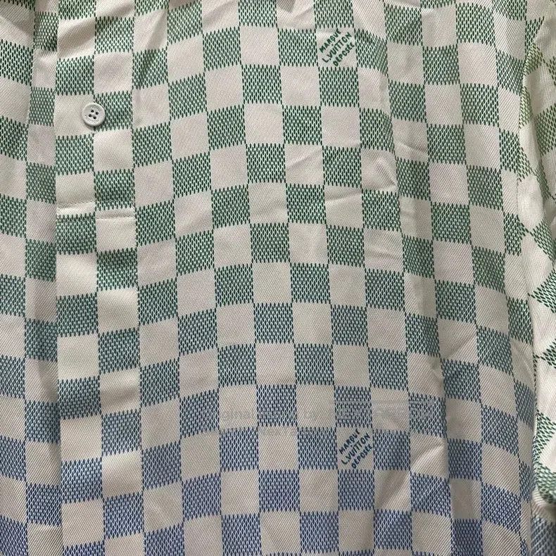 Louis Vuitton Louis Vuitton Checkerboard Polo Shirt XL. Size US XL / EU 56 / 4 - 6 Thumbnail