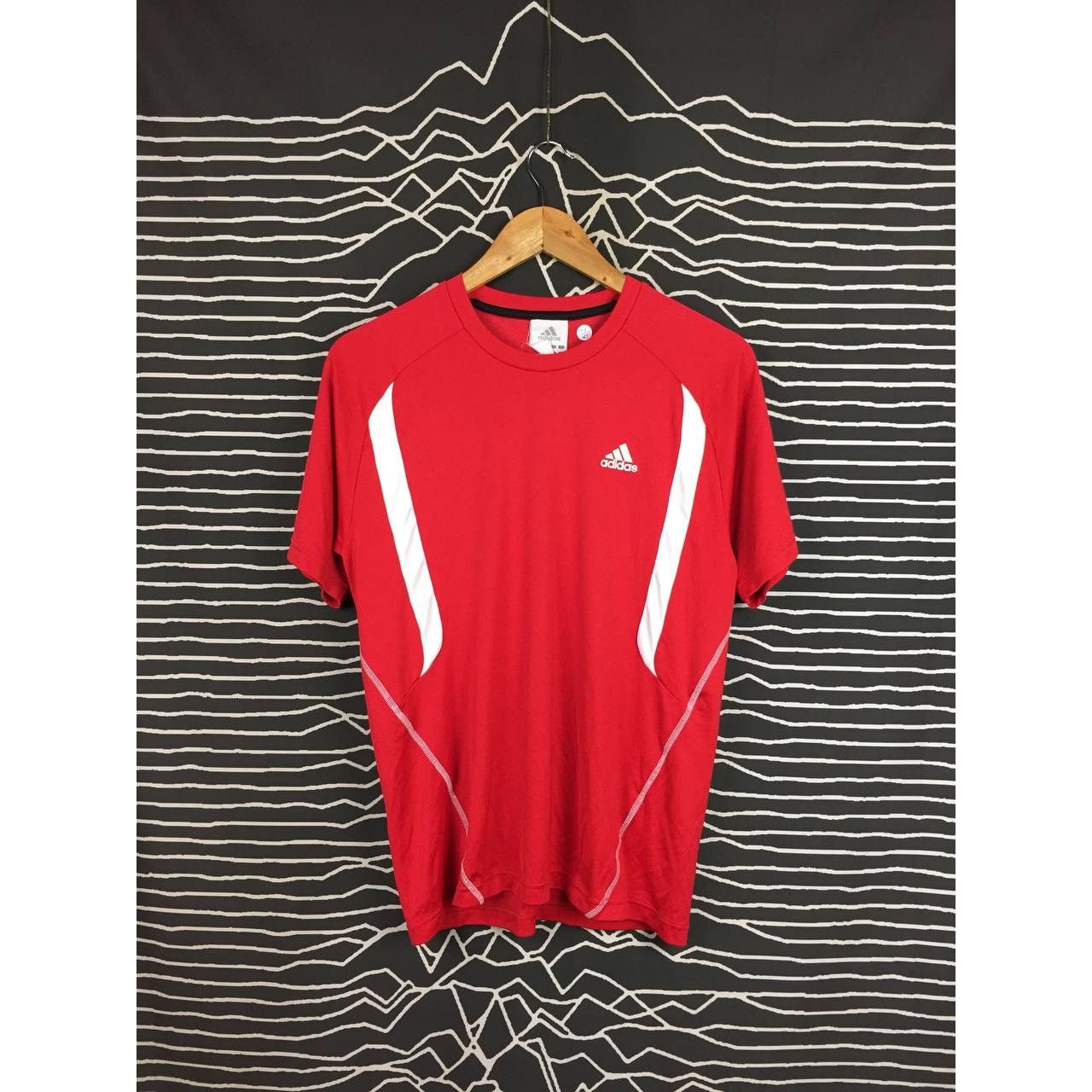 Adidas × Vintage Adidas Small Logo Short Sleeve Sportswear Jersey Size US S / EU 44-46 / 1 - 2 Thumbnail