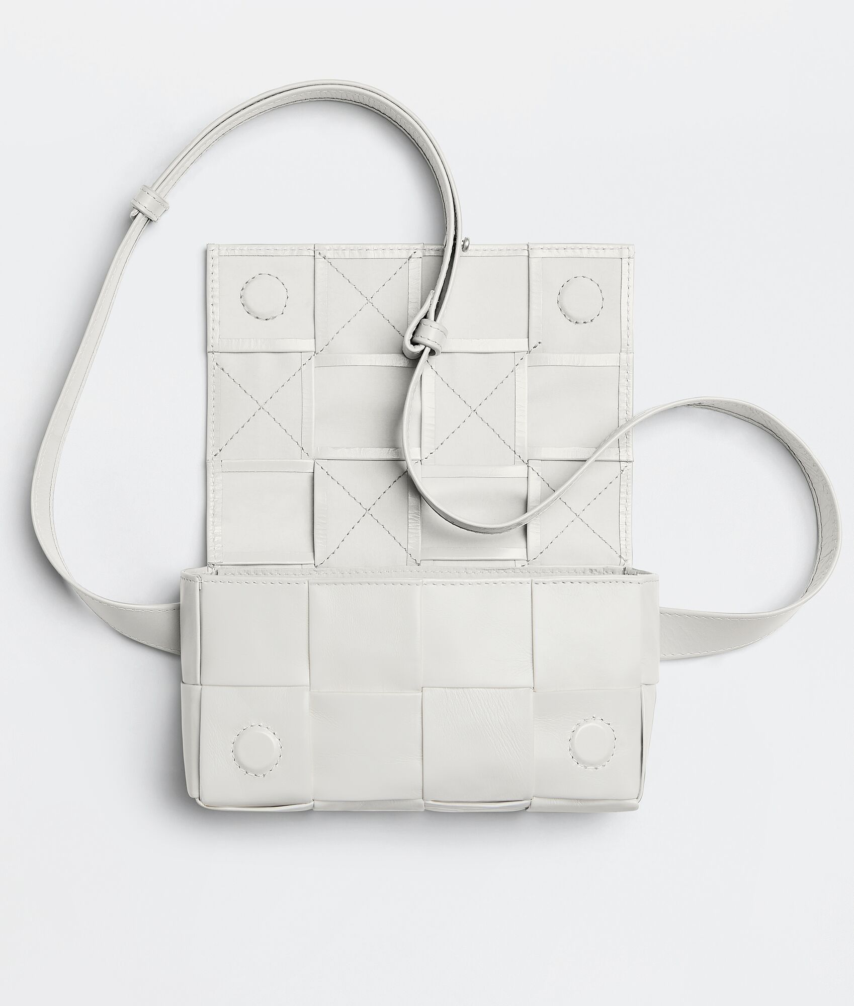 Bottega Veneta o1n1vont0225 Size: OS / Cassette Belt Bag in White Size ONE SIZE - 2 Thumbnail