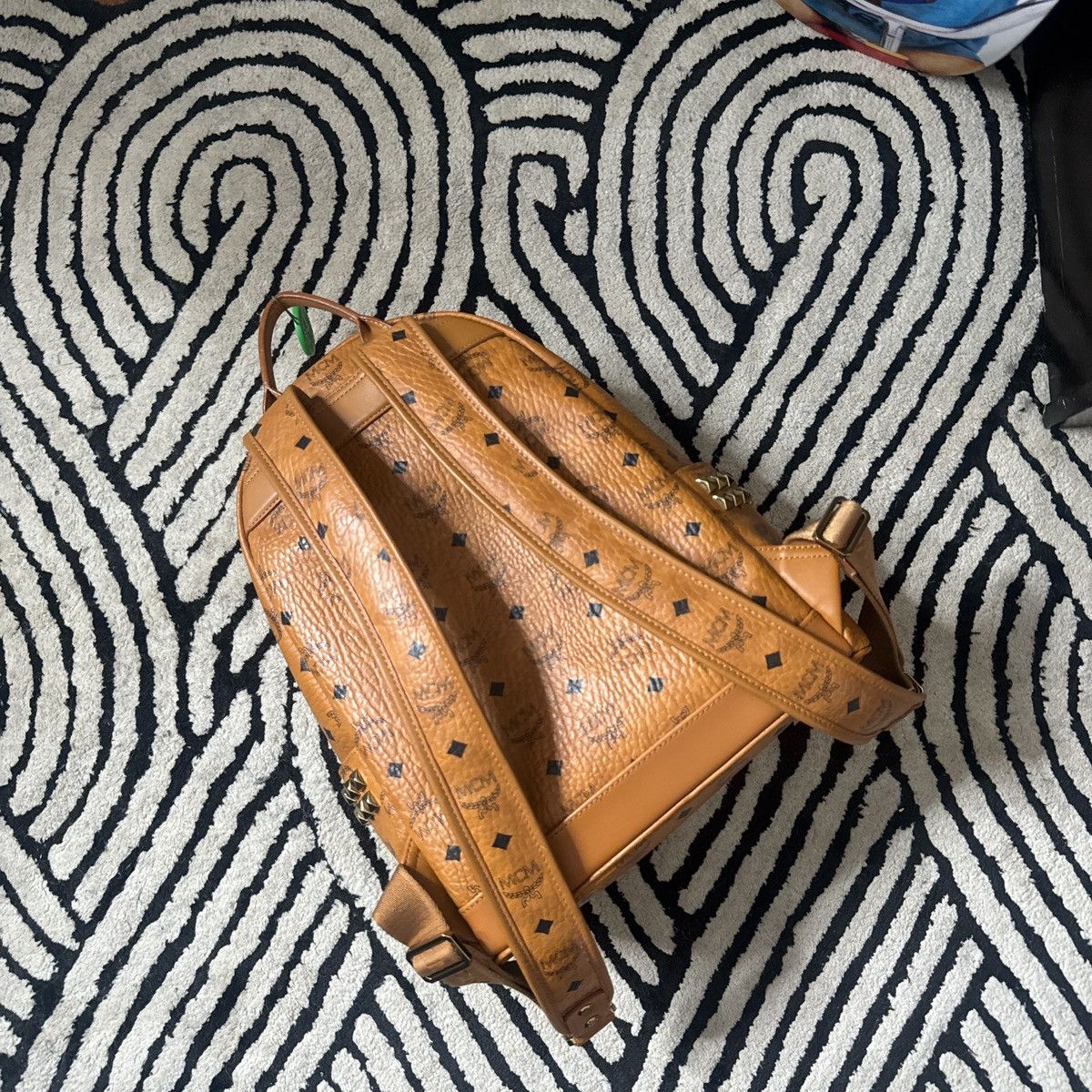 MCM MCM STARKS BACKPACK VISETOS SIDE STUDS MEDIUM COGNAC Size ONE SIZE - 3 Thumbnail