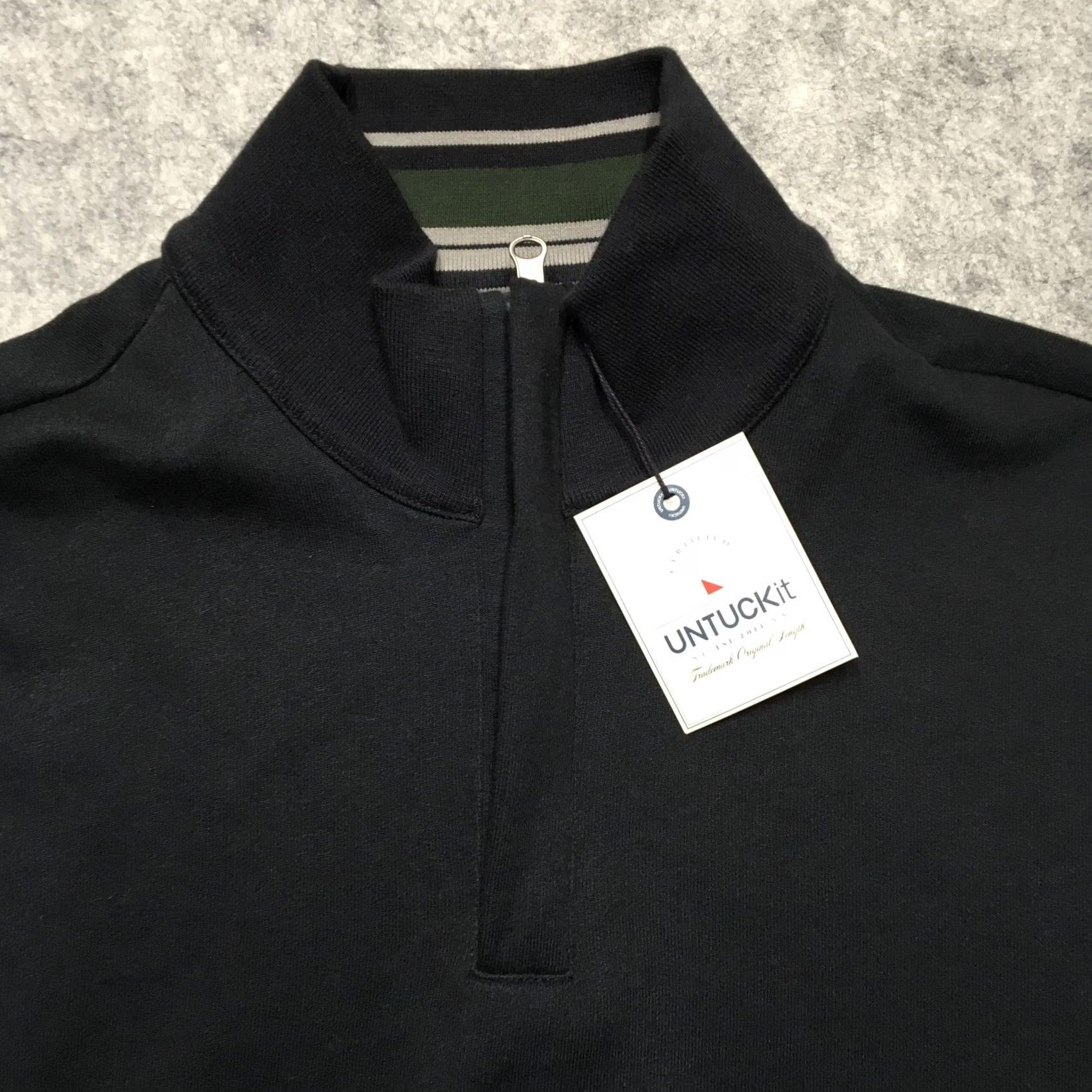 UNTUCKit UNTUCKit Sweatshirt Mens Large Navy 1/4 Zip Mock Neck Corral Pullover Navy Blue Pullover Mens Large 1/4 Zip ZIP Mock Neck Corral Pullover Size US L / EU 52-54 / 3 - 3 Thumbnail