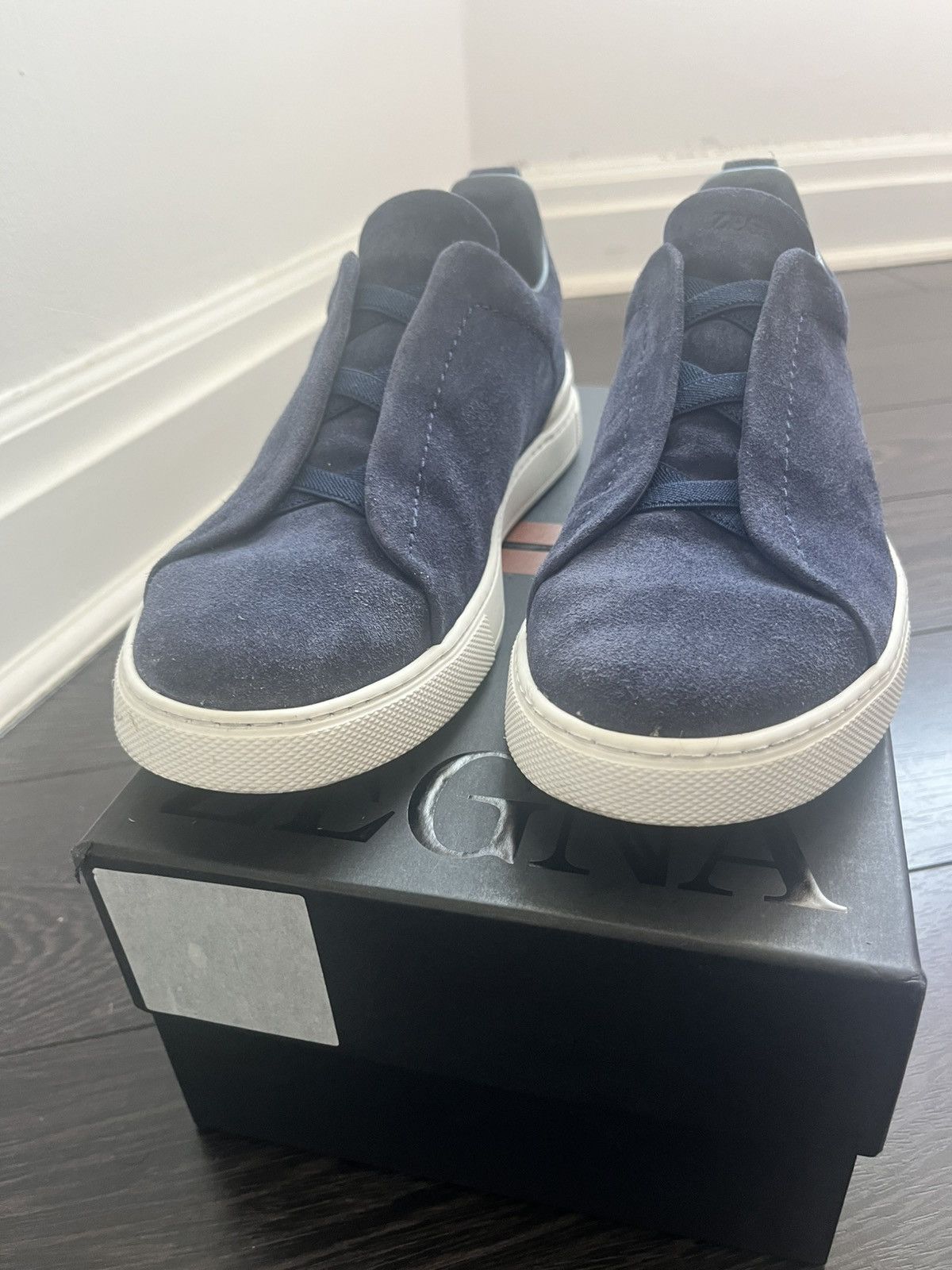 Ermenegildo Zegna Zegna triple stitch navy special edition uk 8 Size US 9 / EU 42 - 2 Thumbnail