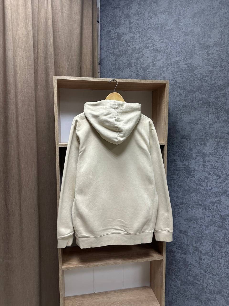 Nike × Nike ACG × Vintage Vintage Nike Beige Center Logo Hoodie Size US M / EU 48-50 / 2 - 12 Thumbnail