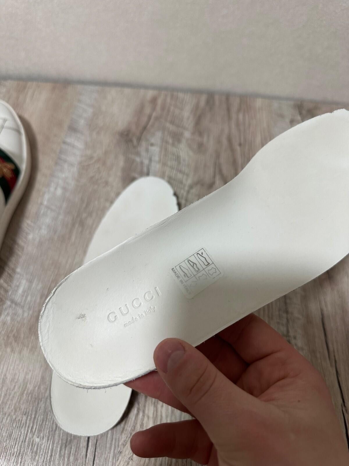 Gucci Gucci Ace Bee White Women's Sneakers Size 36 Size US 6.5 / IT 36.5 - 12 Thumbnail