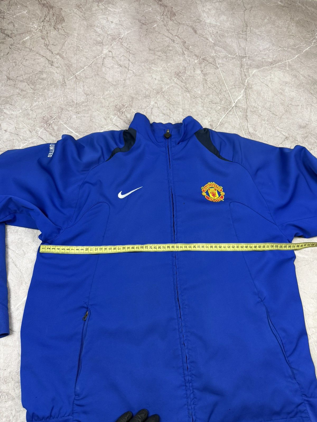 Nike Vintage Nike Manchester United Football Jacket Soccer Size US L / EU 52-54 / 3 - 20 Thumbnail