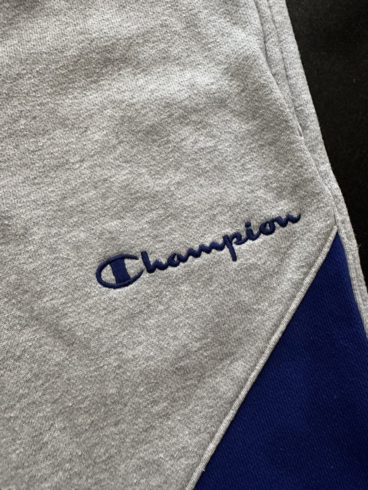 Champion Champion premium edition collection Size US 32 / EU 48 - 2 Thumbnail