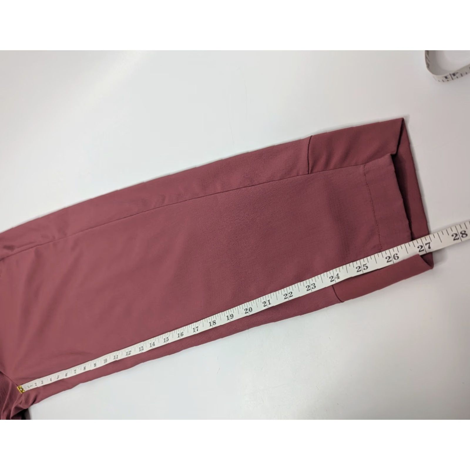 Athleta Athleta Jogger Women Pink Berry Rose Zipper Pockets Trekkie Size 6 Athletic Activewear 533655-05 Size 28" / US 6 / IT 42 - 6 Thumbnail