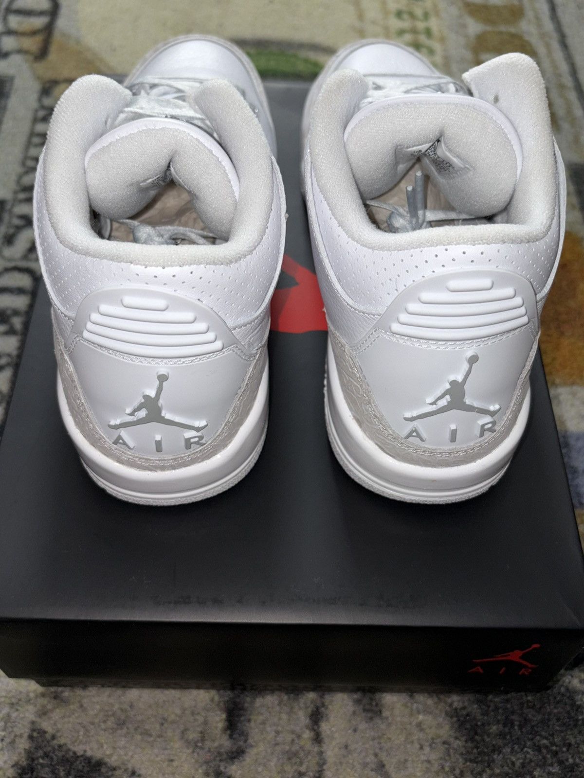 Jordan Brand Jordan 3 Retro Pure Money (Grade School 6Y) Size US 7.5 / IT 37.5 - 5 Thumbnail