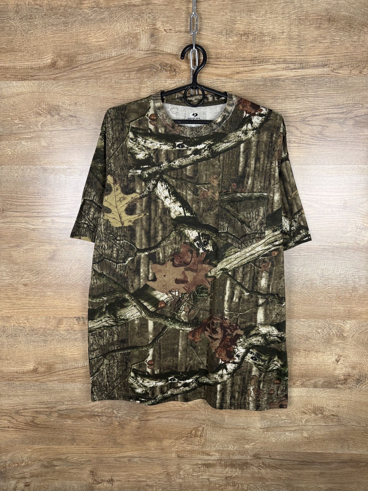 Vintage Crazy Vintage Y2K Realtree Camo T-shirt Carhartt Style tee Size US L / EU 52-54 / 3 - 1 Thumbnail