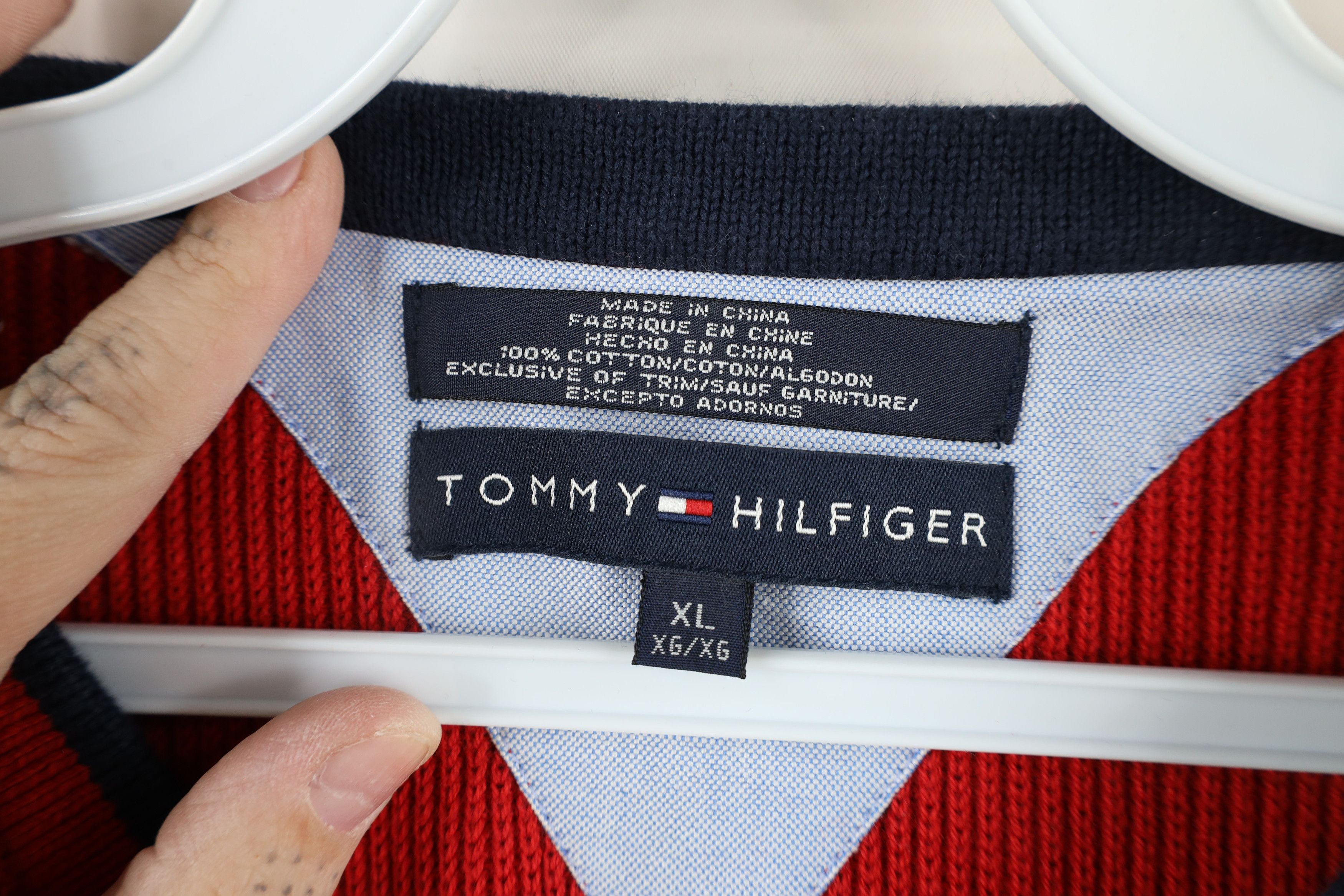 Tommy Hilfiger × Vintage Vintage 90s Tommy Hilfiger Ribbed Knit Sweater Vest Red Size US XL / EU 56 / 4 - 6 Thumbnail