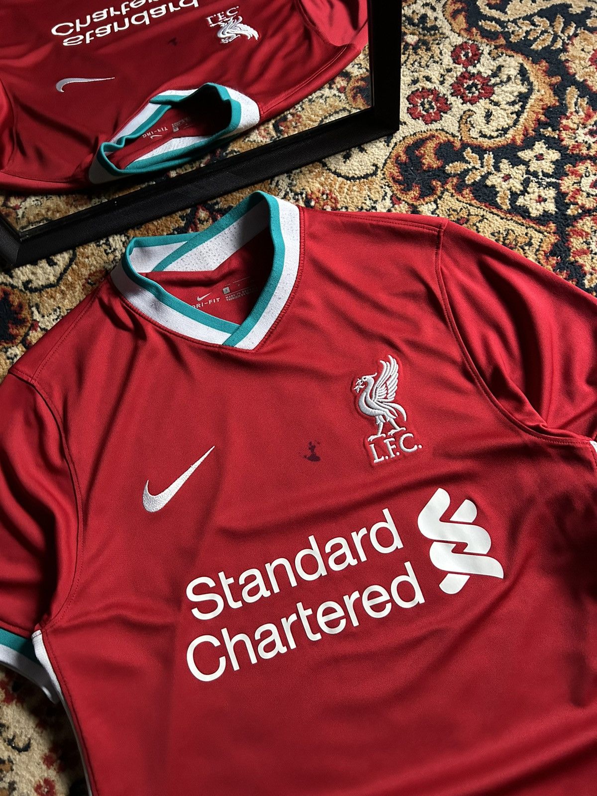 Nike Nike Liverpool 2020/21 home soccer jersey Size US S / EU 44-46 / 1 - 2 Thumbnail