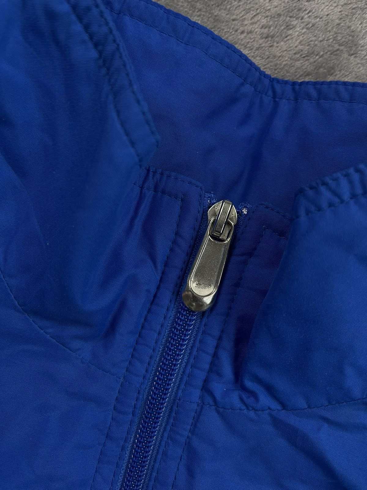 Nike 90s Nike Team Vintage Swoosh Logo Track Jacket Retro Y2k Size US L / EU 52-54 / 3 - 3 Thumbnail