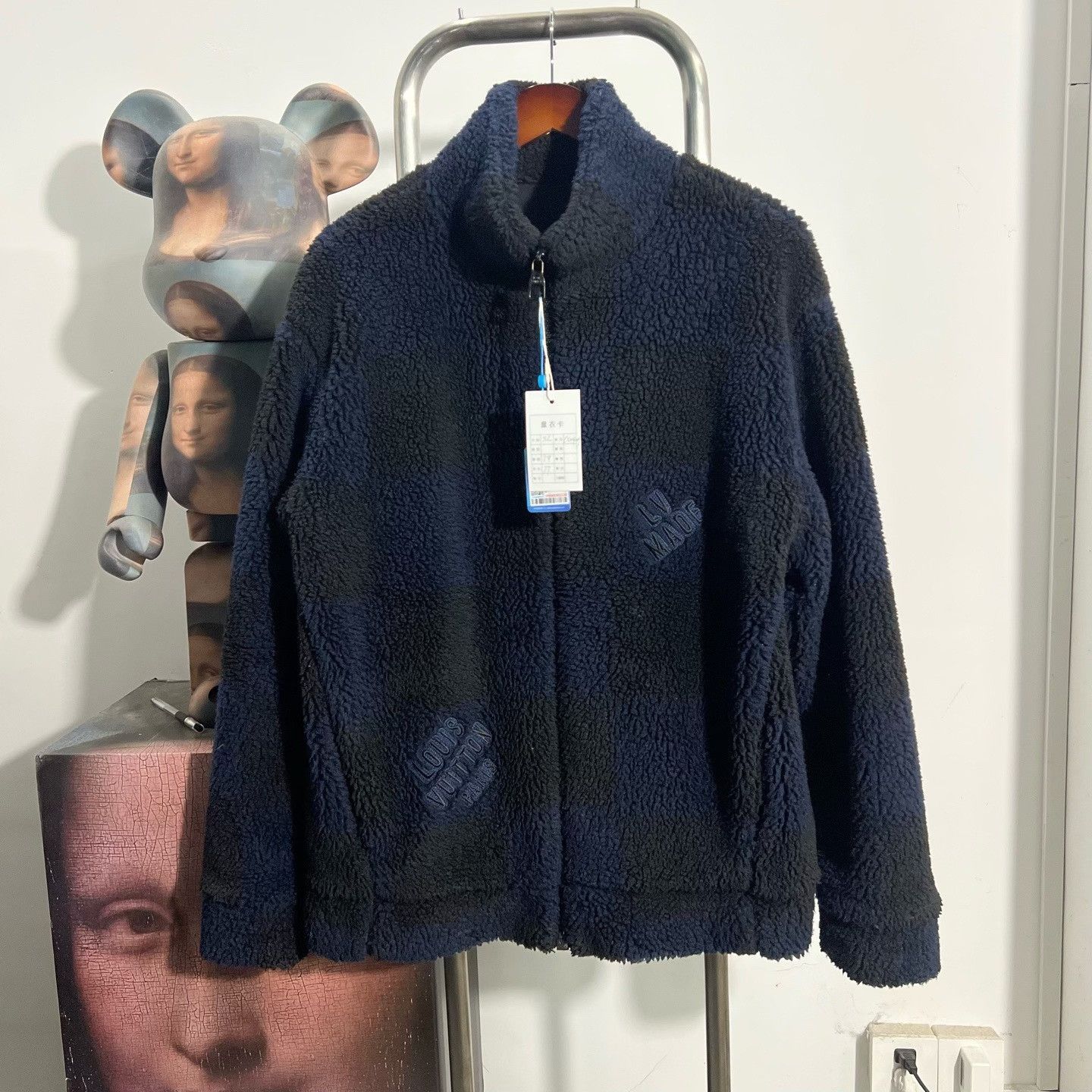 Louis Vuitton Louis Vuitton Checkered Light Jacket xl Men Size US XL / EU 56 / 4 - 1 Thumbnail