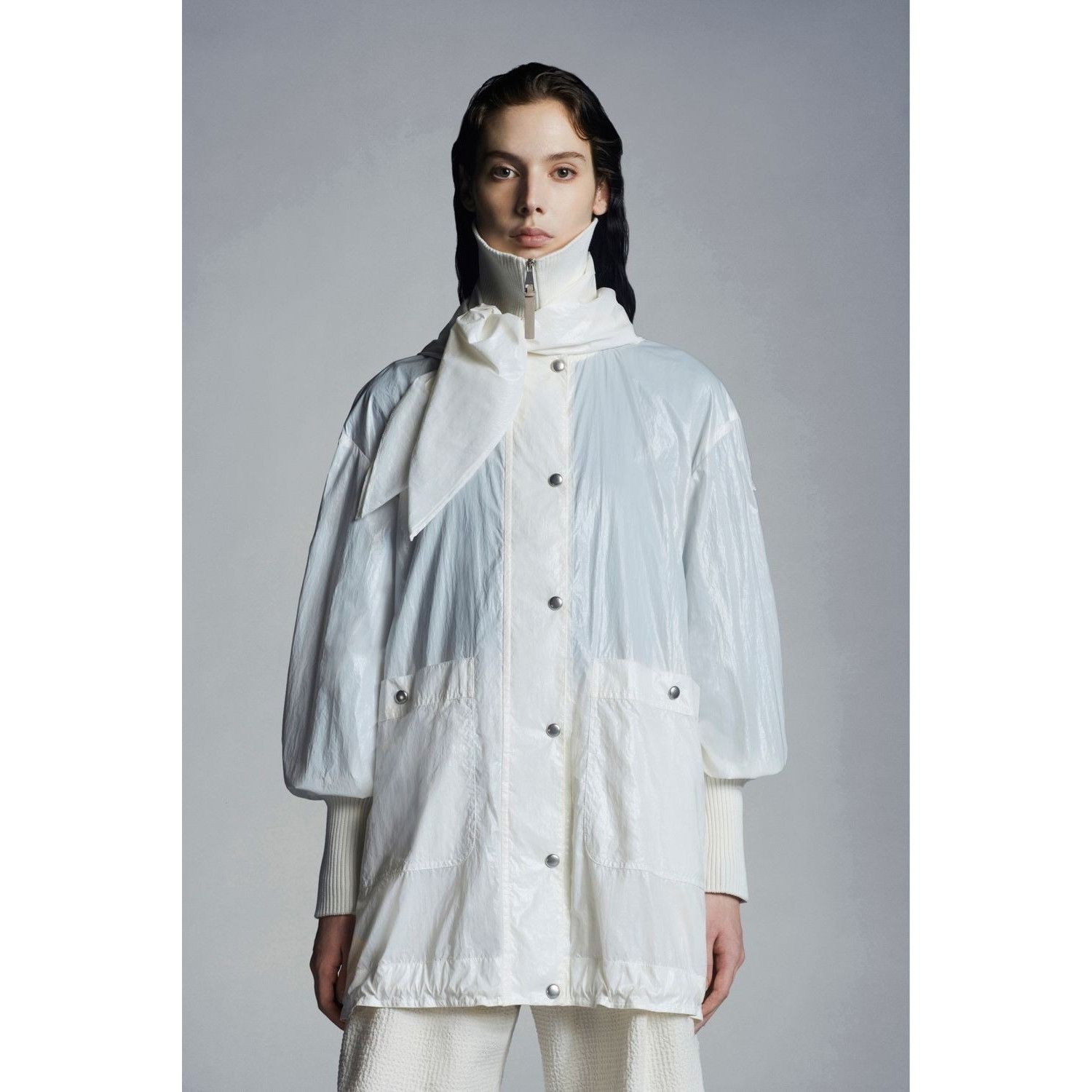 Moncler Moncler Carula Giubbotto Genius 2 White Waterproof Scarf Jac Size M / US 6-8 / IT 42-44 - 1 Thumbnail